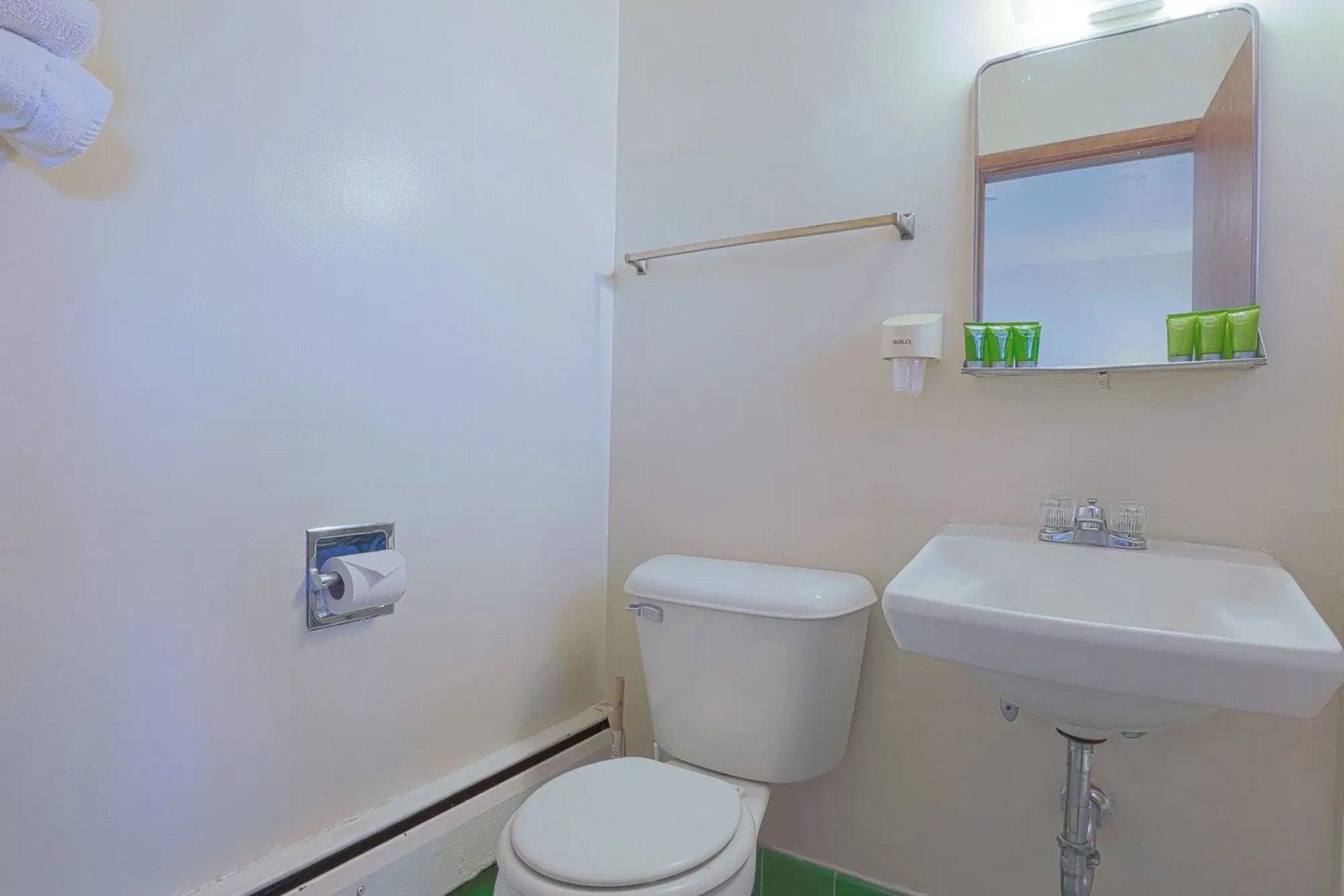 Love Hotels Silver Street By Oyo At Hurley Wi