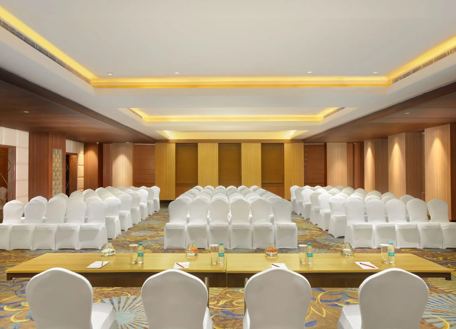 Seyfert Sarovar Premiere
