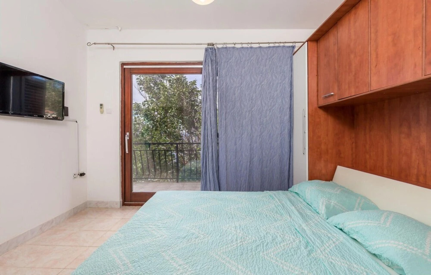 Beautiful Home in Starigrad With Wifi and 1 Bedrooms