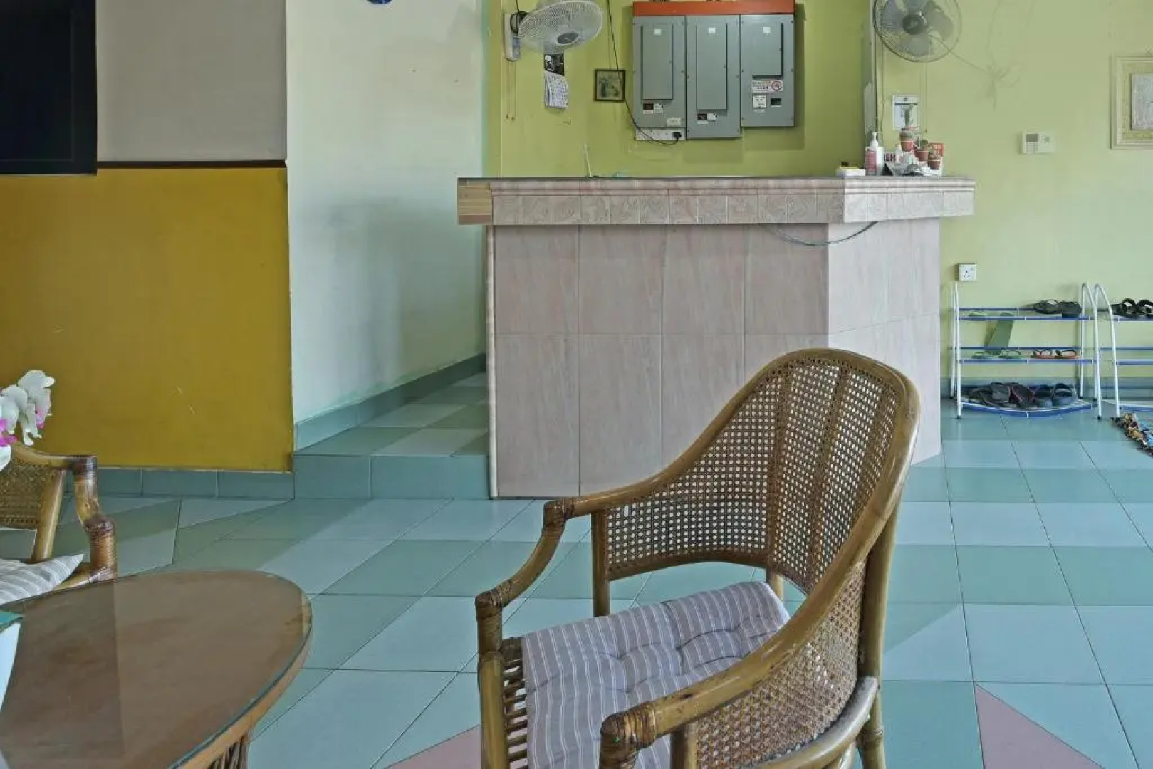 OYO 90736 Lh Resak Motel
