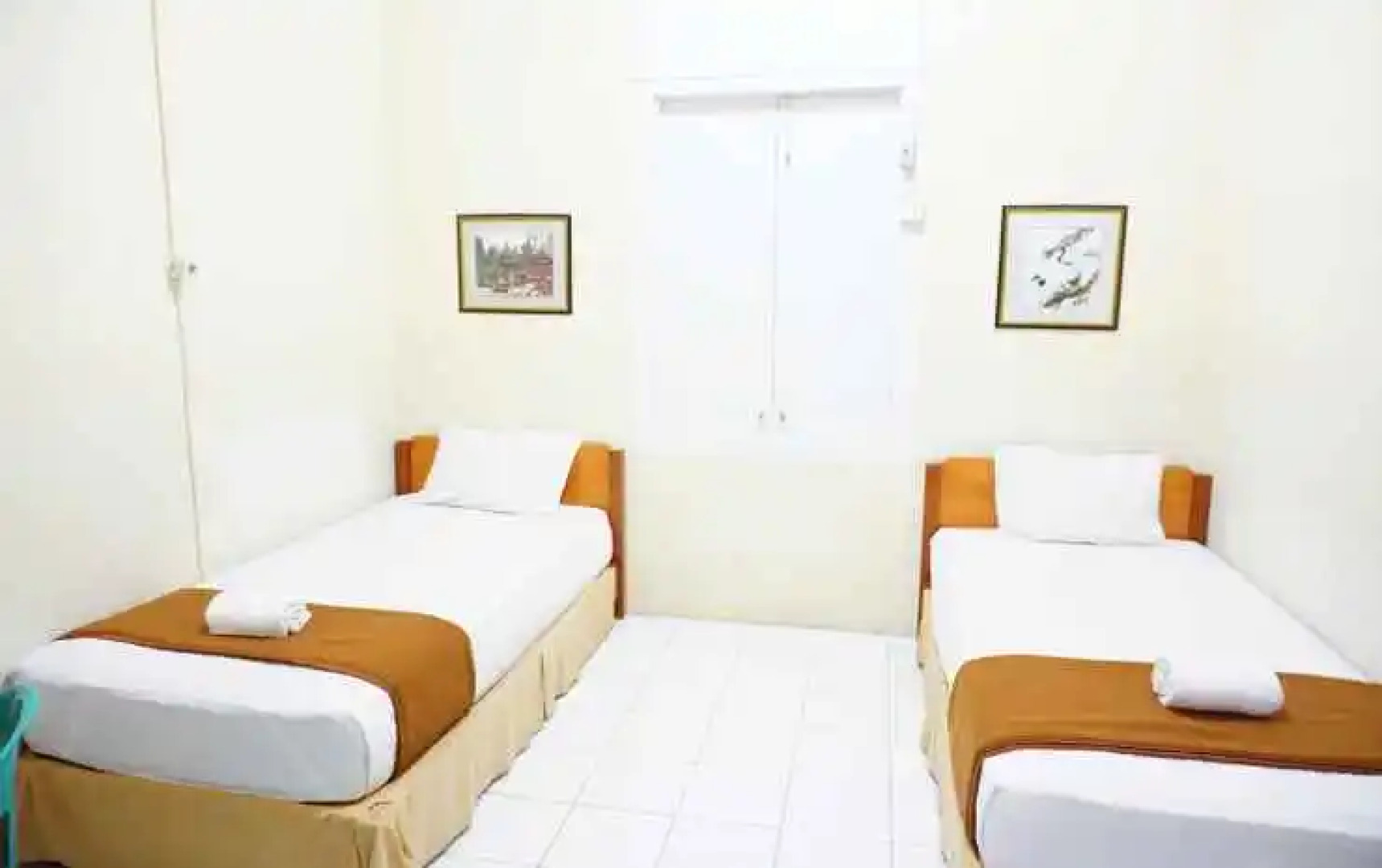 R7 Homestay Nani Wartabone