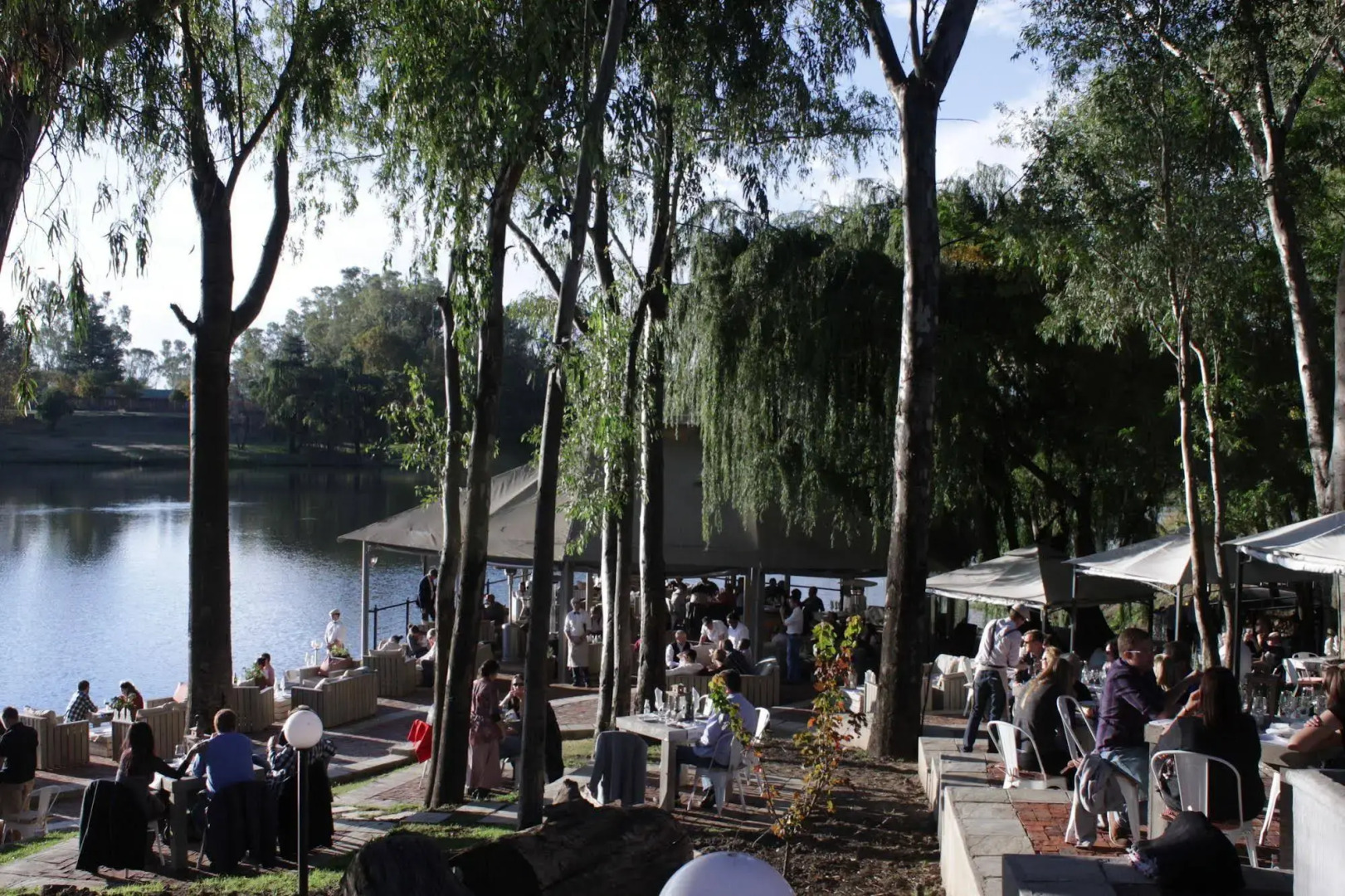 Pont de Val Riverside Escape