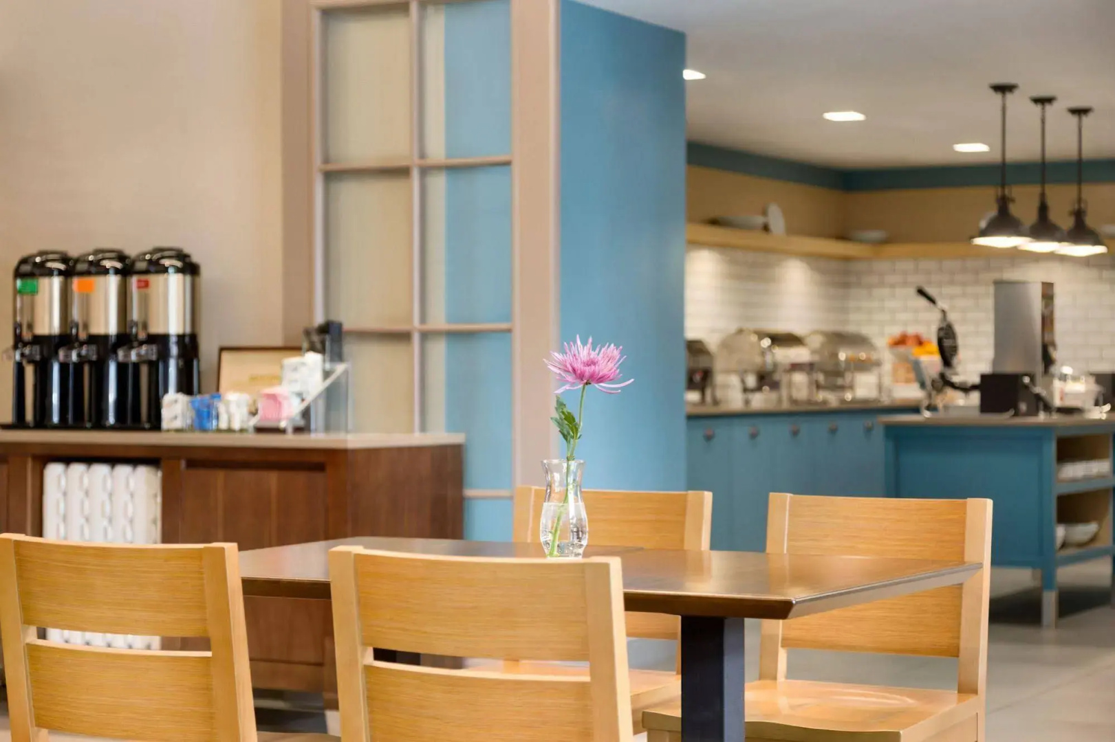 Country Inn & Suites by Radisson, Seattle-Tacoma International Airport, WA