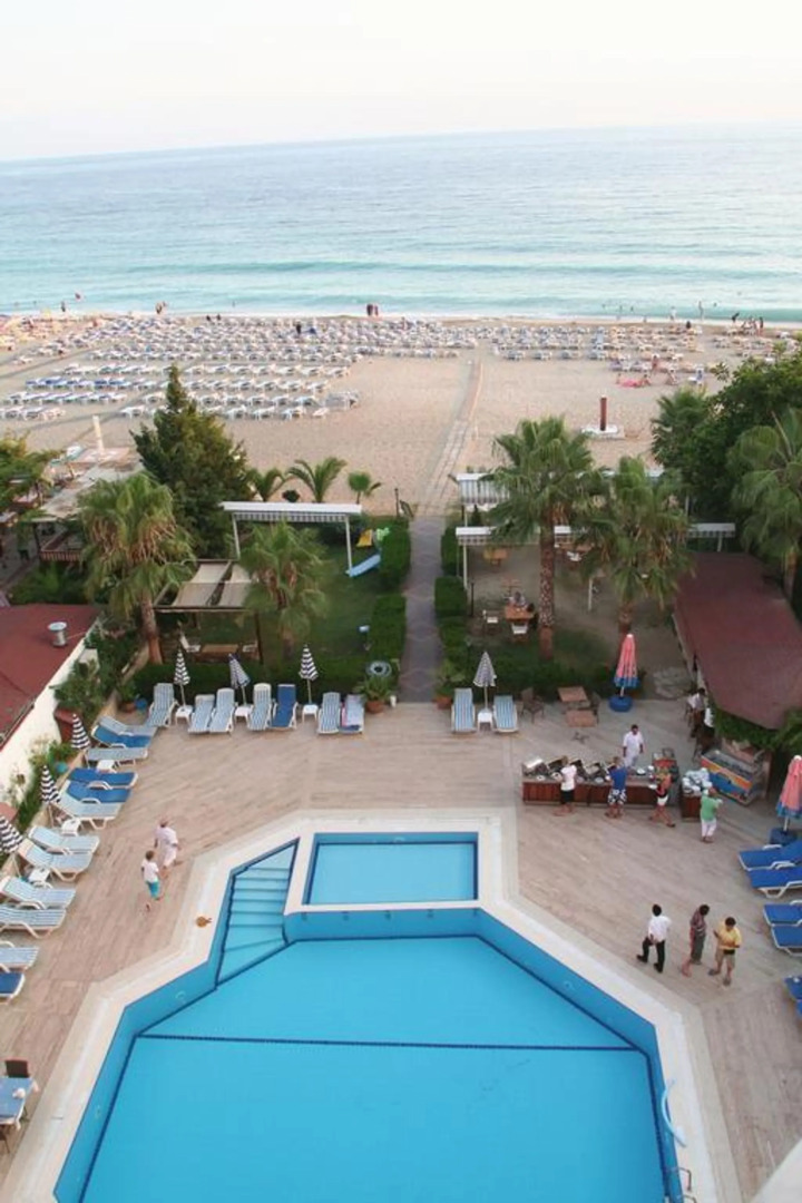 Elysee Beach Hotel