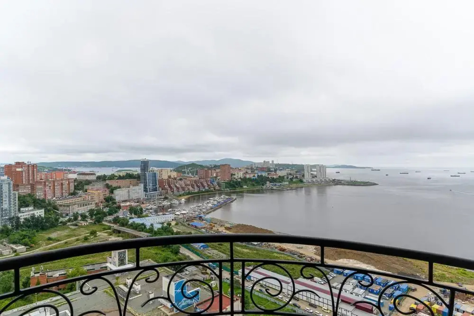 Апартаменты на Набережной 5В