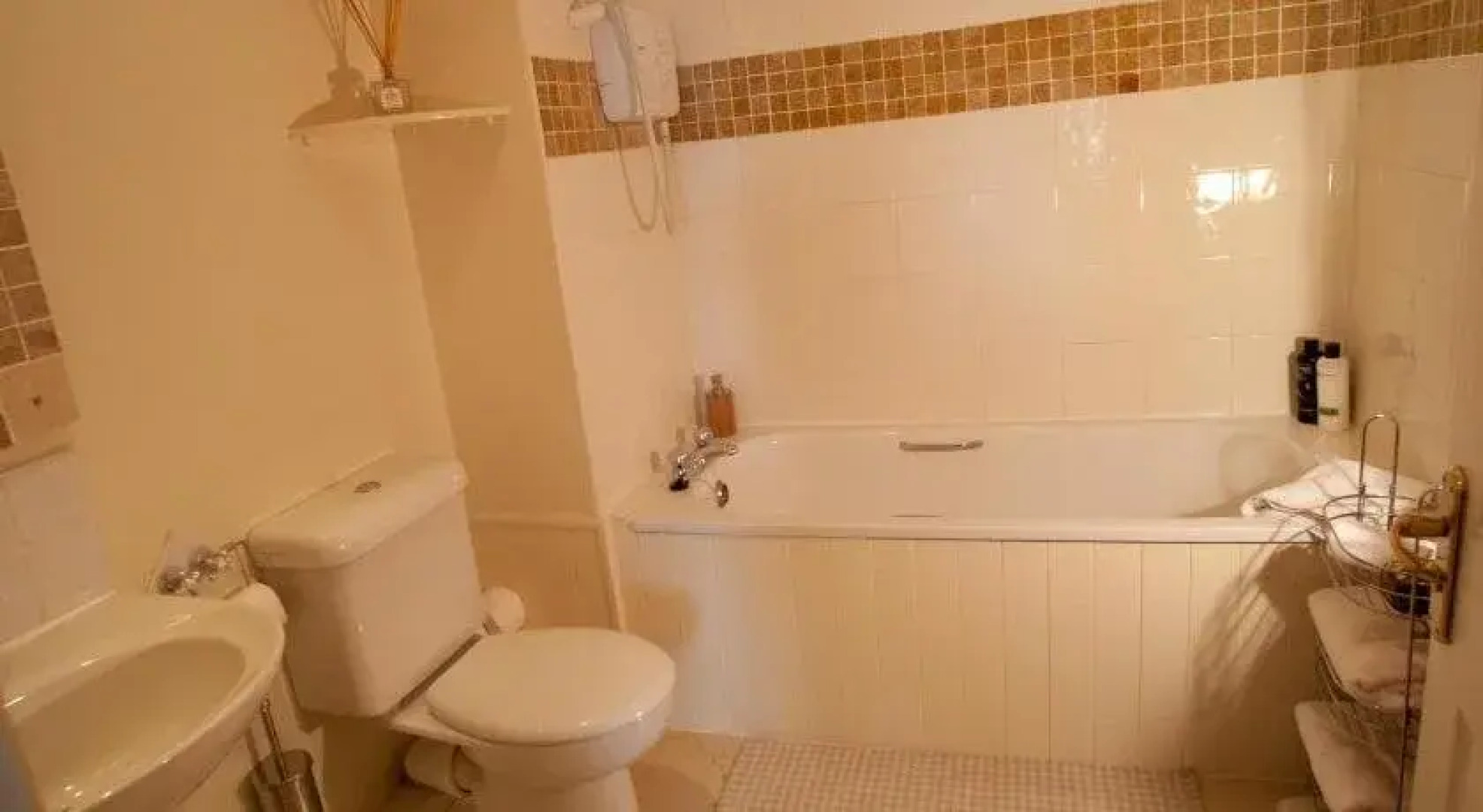 The Herons Rest Boutique Bed  Breakfast