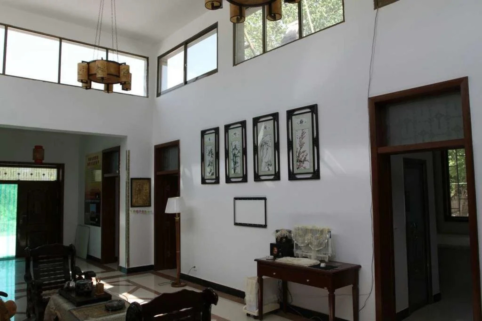 Dunhuang Mountian Spring Hostel