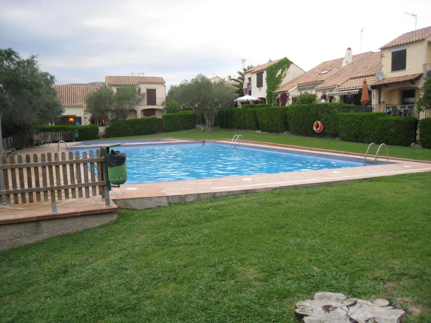 Cozy Holiday Home in L'Estartit with Swimming Pool