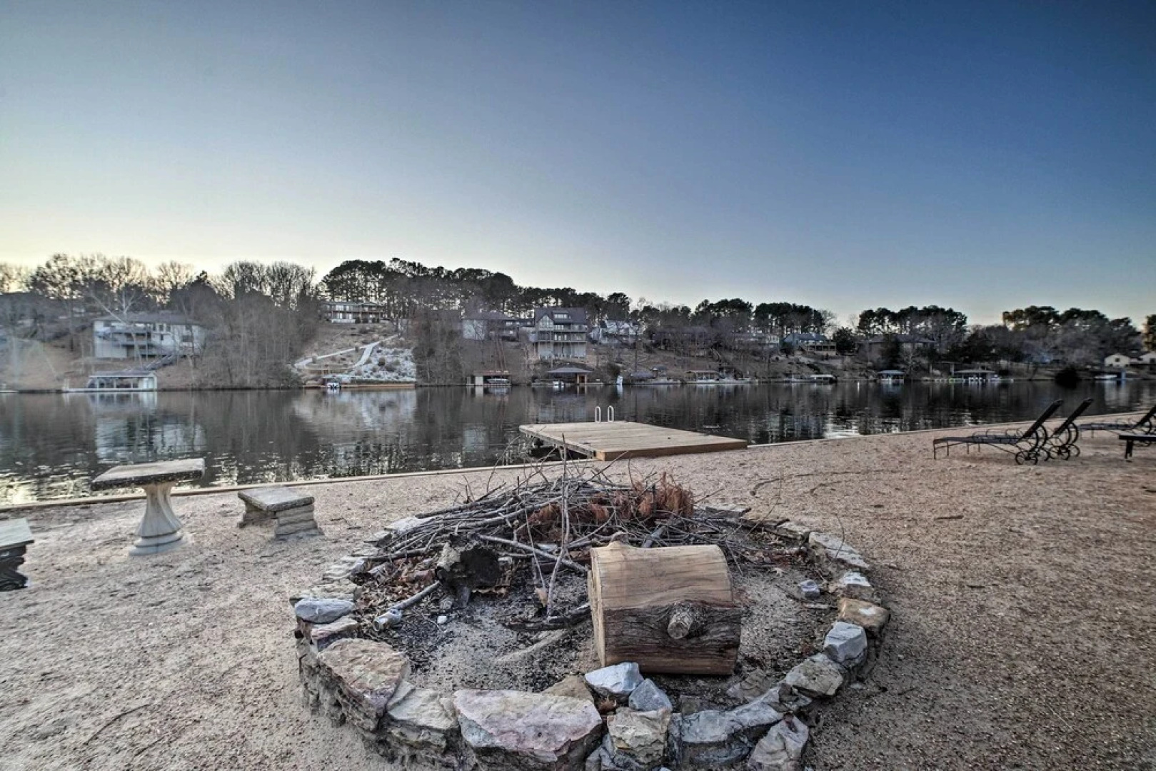 Lakefront Retreat w/ Dock & Beach: 2 Miles to Golf