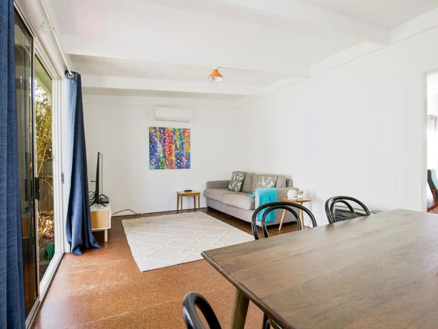 Nest - Pet Friendly - 2 Min Walk to Beach