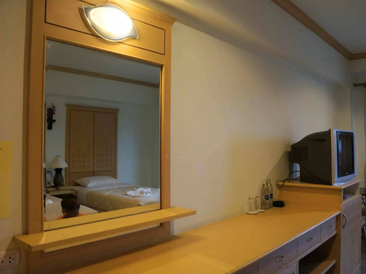 Maneerote Hotel Surin