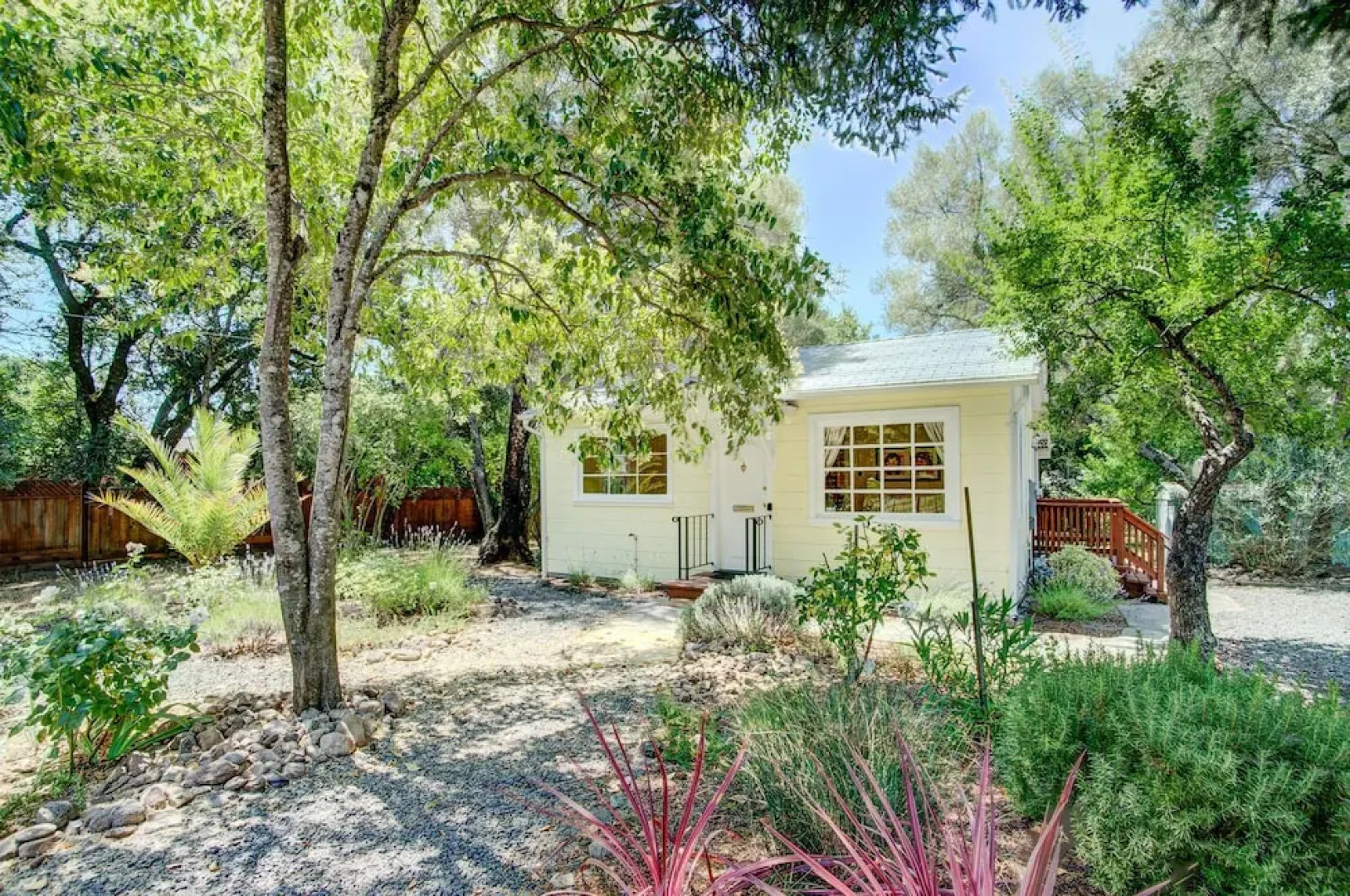 Wine Country Gem 2 Bedrooms 1 Bathroom Home