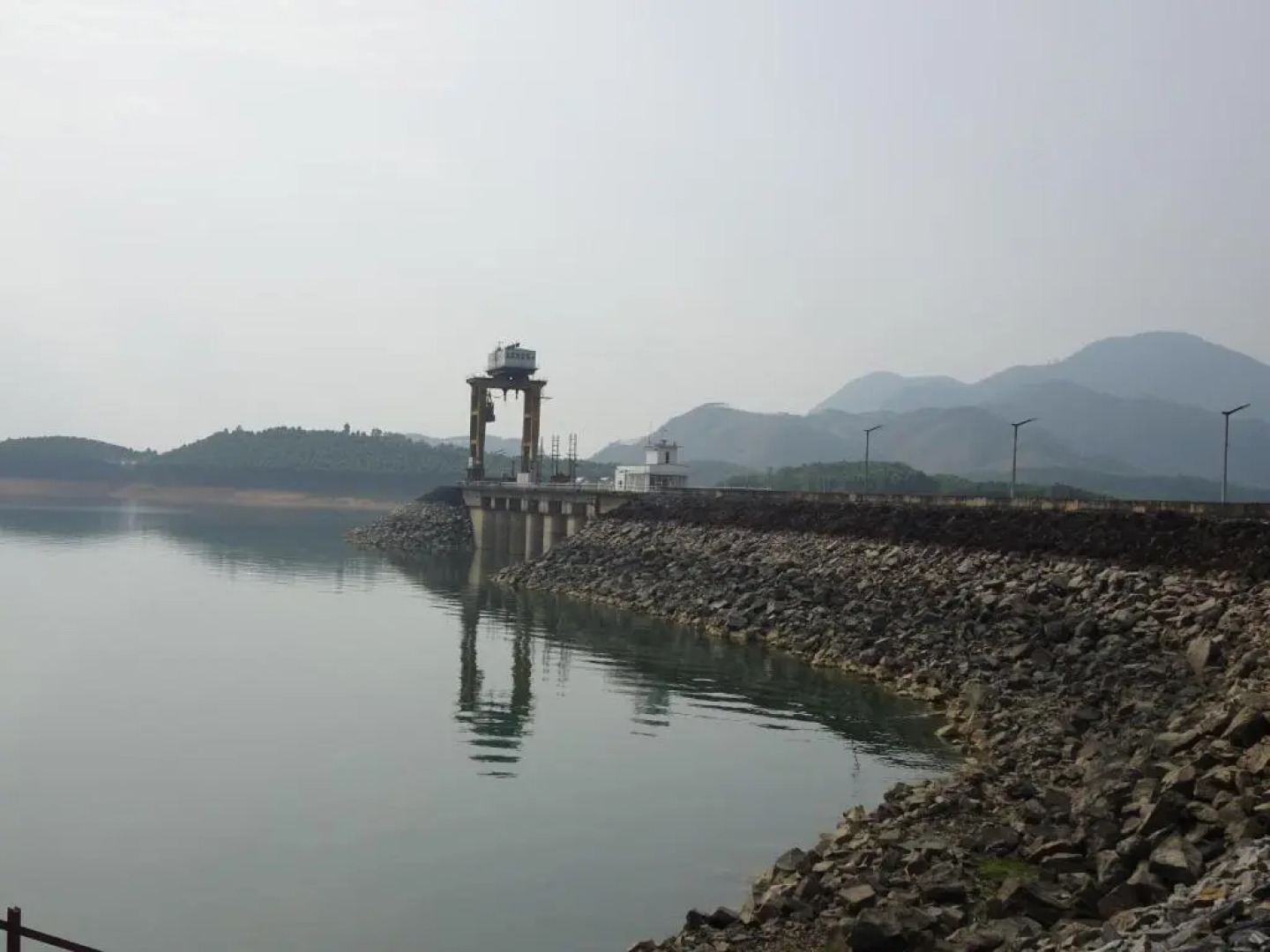 Thac Ba Family Homestay - Hostel