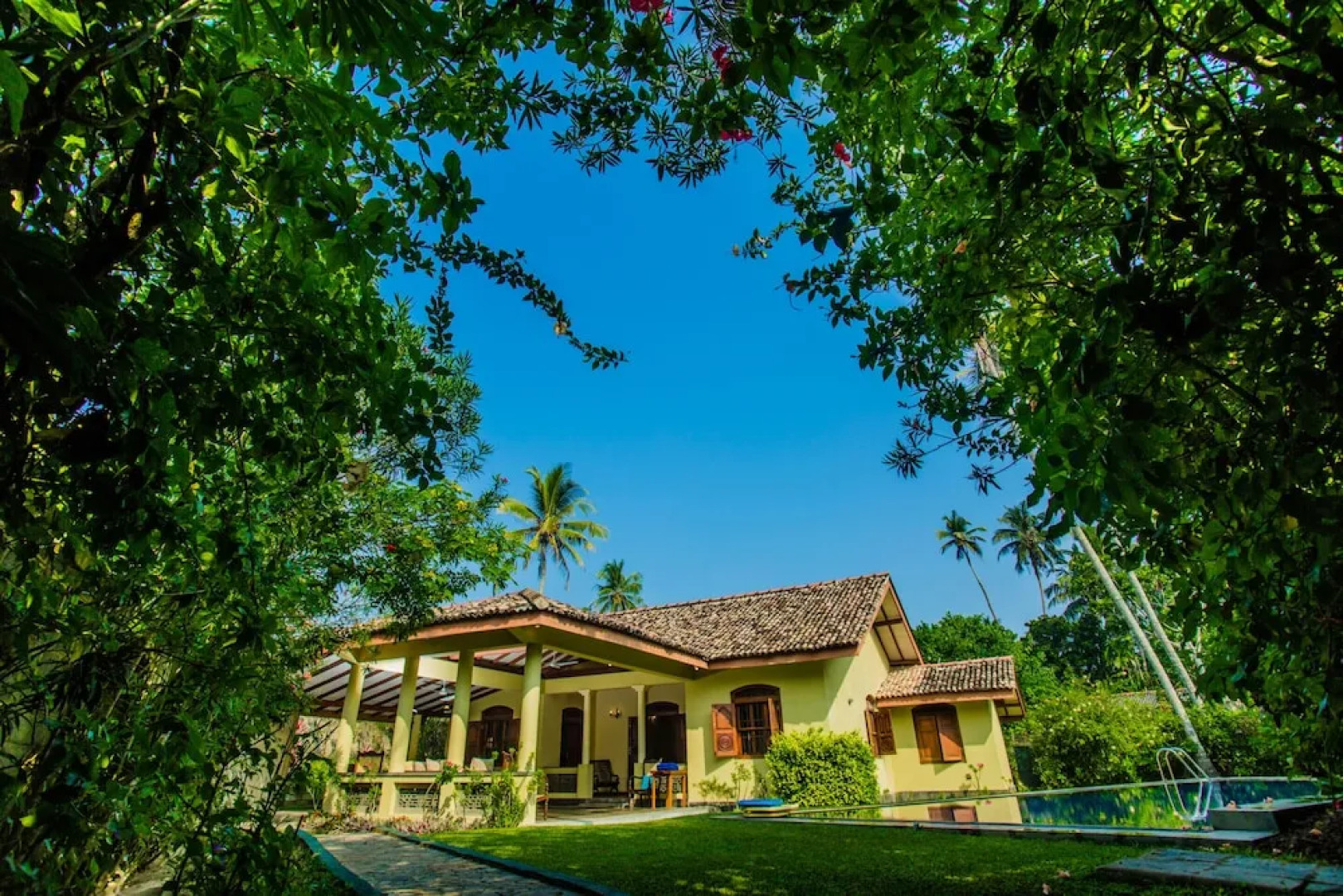 The Chalet - Whole Villa 2 Bedroom (Sleeps 4)