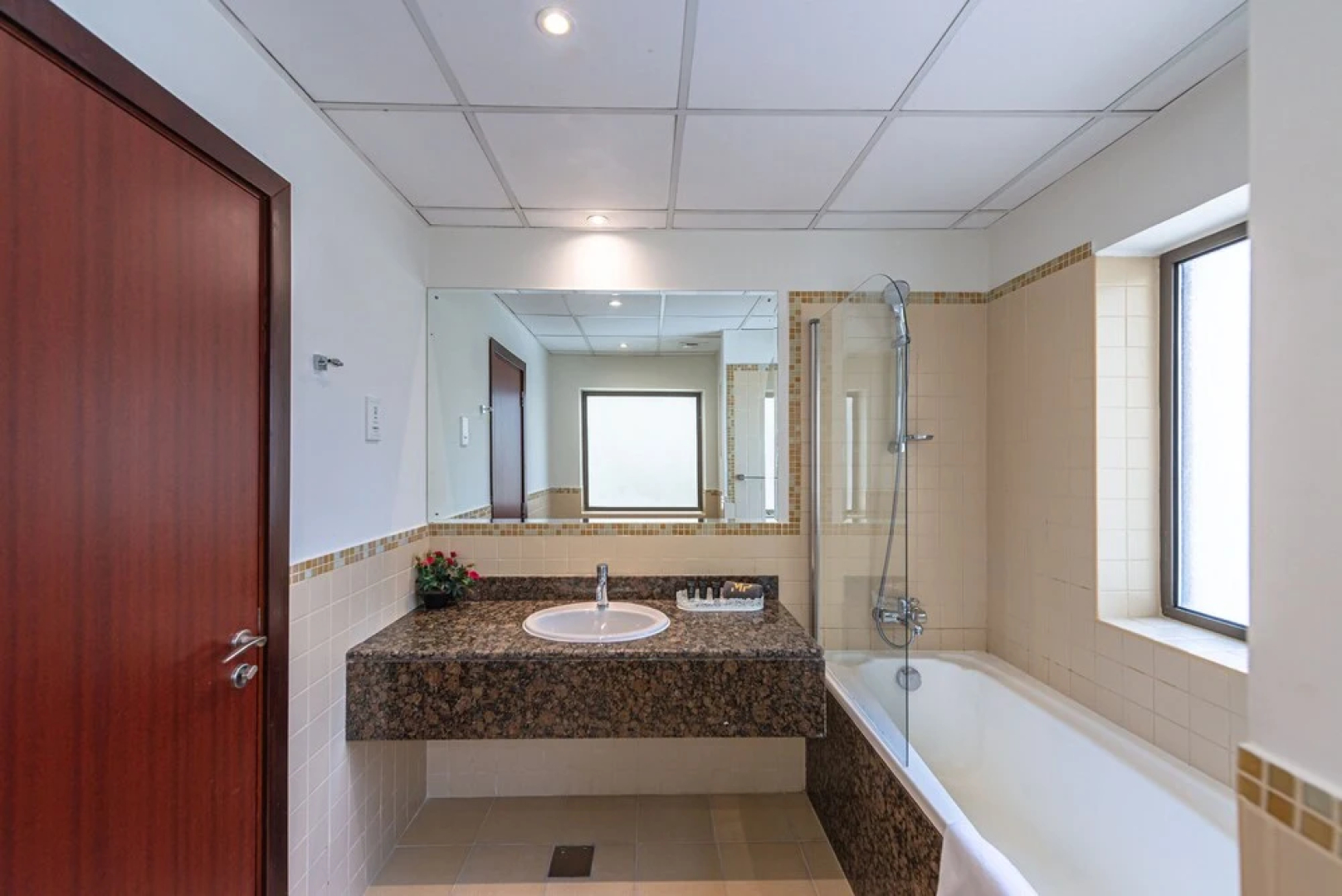 Marco Polo - Charming & Spacious 2BR Apt with Dubai Eye Views