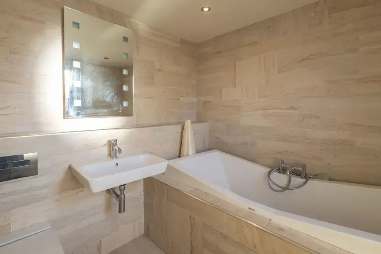 Host Stay The Coach House