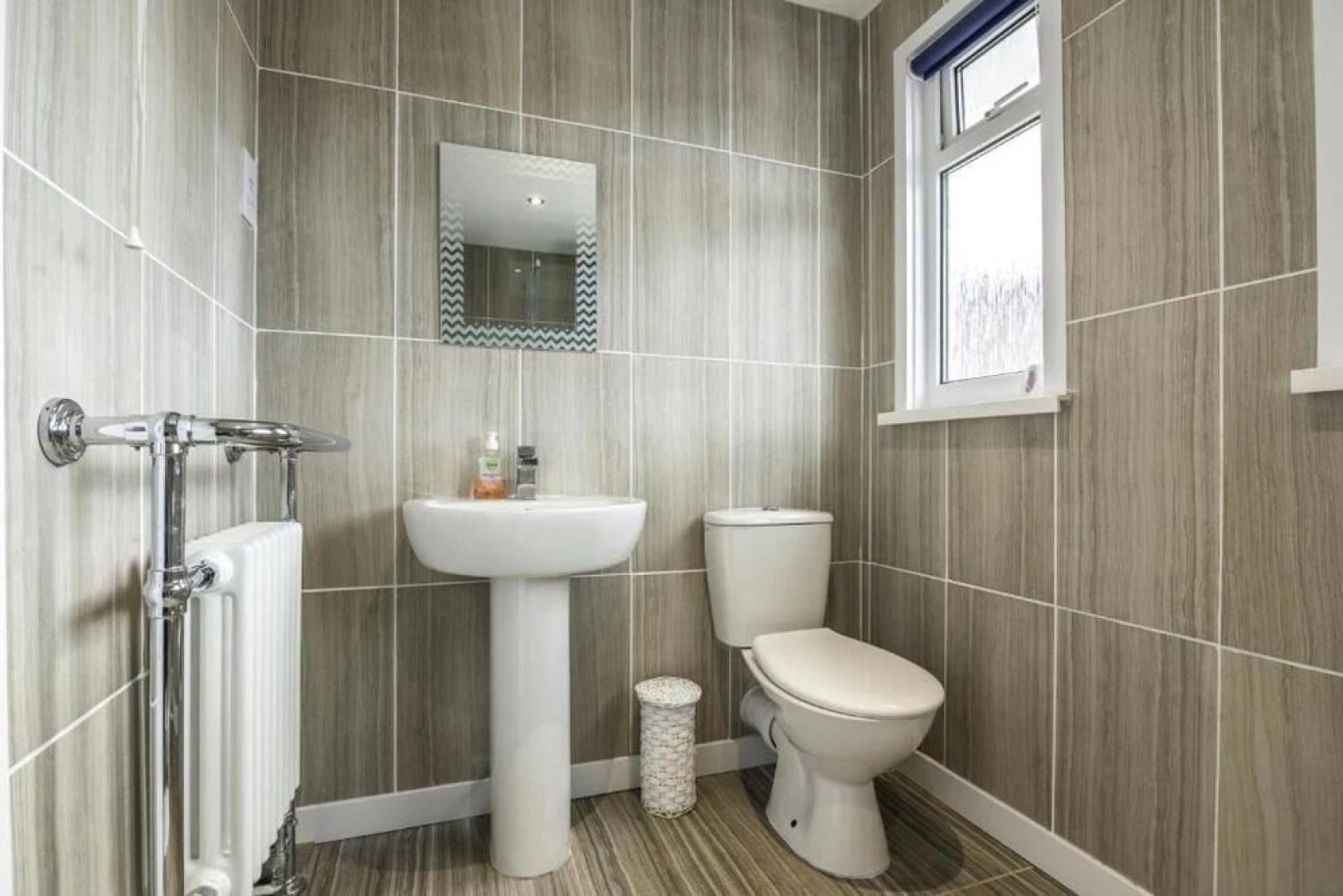 Little Hill - 3 Bed - Wisemans Bridge