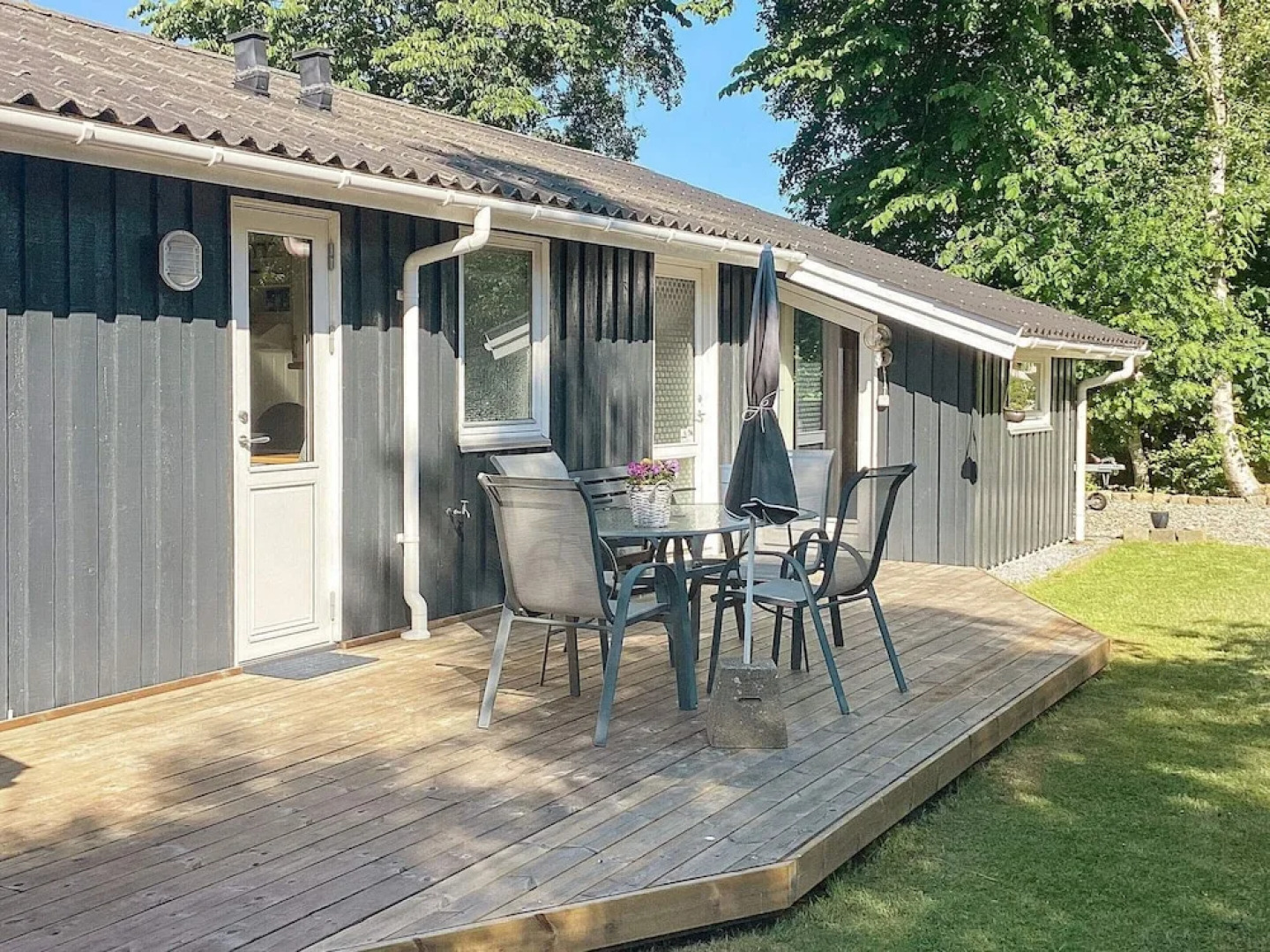 6 Person Holiday Home in Strandby-by Traum