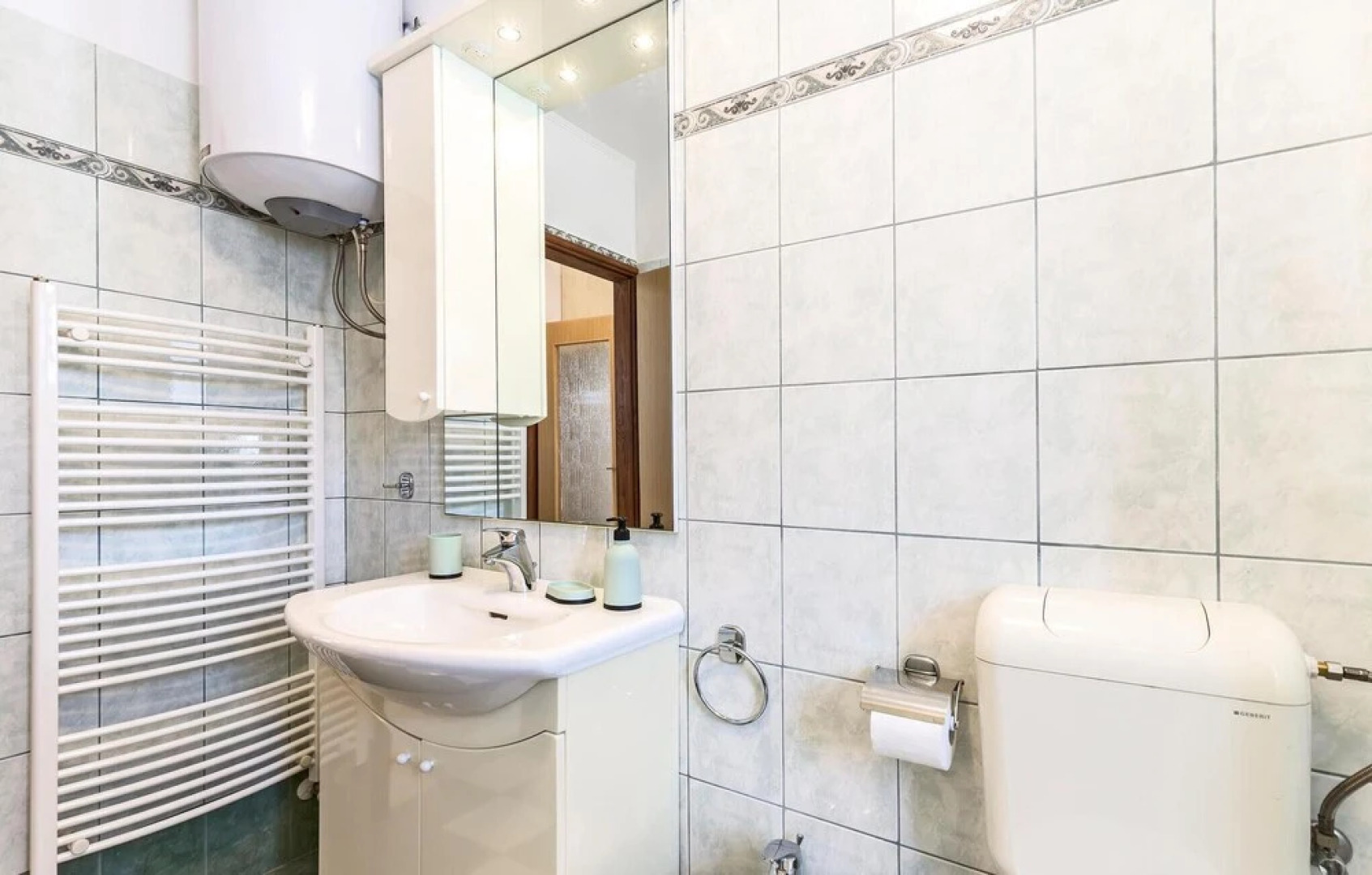 Stunning Home in Liznjan With Wifi and 3 Bedrooms