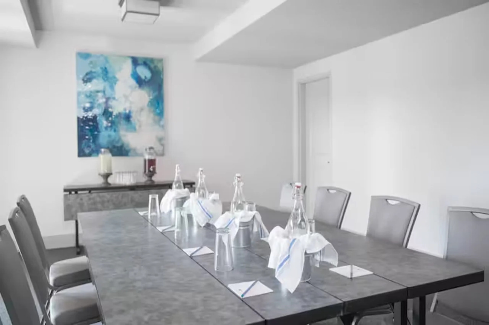 Hotel Renovo Des Moines Urbandale,Tapestry Collection Hilton