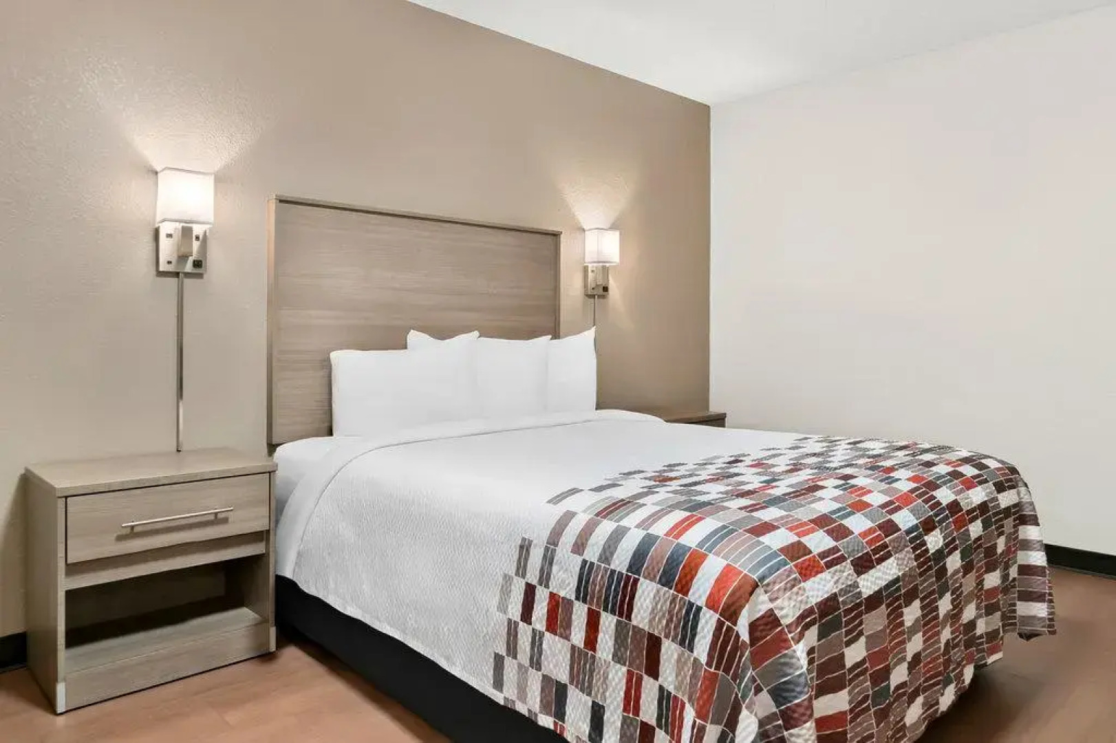 Red Roof Inn Auburn Hills