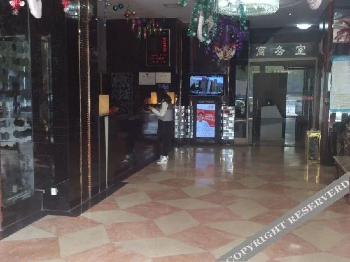 Phoenix Holiday Hotel