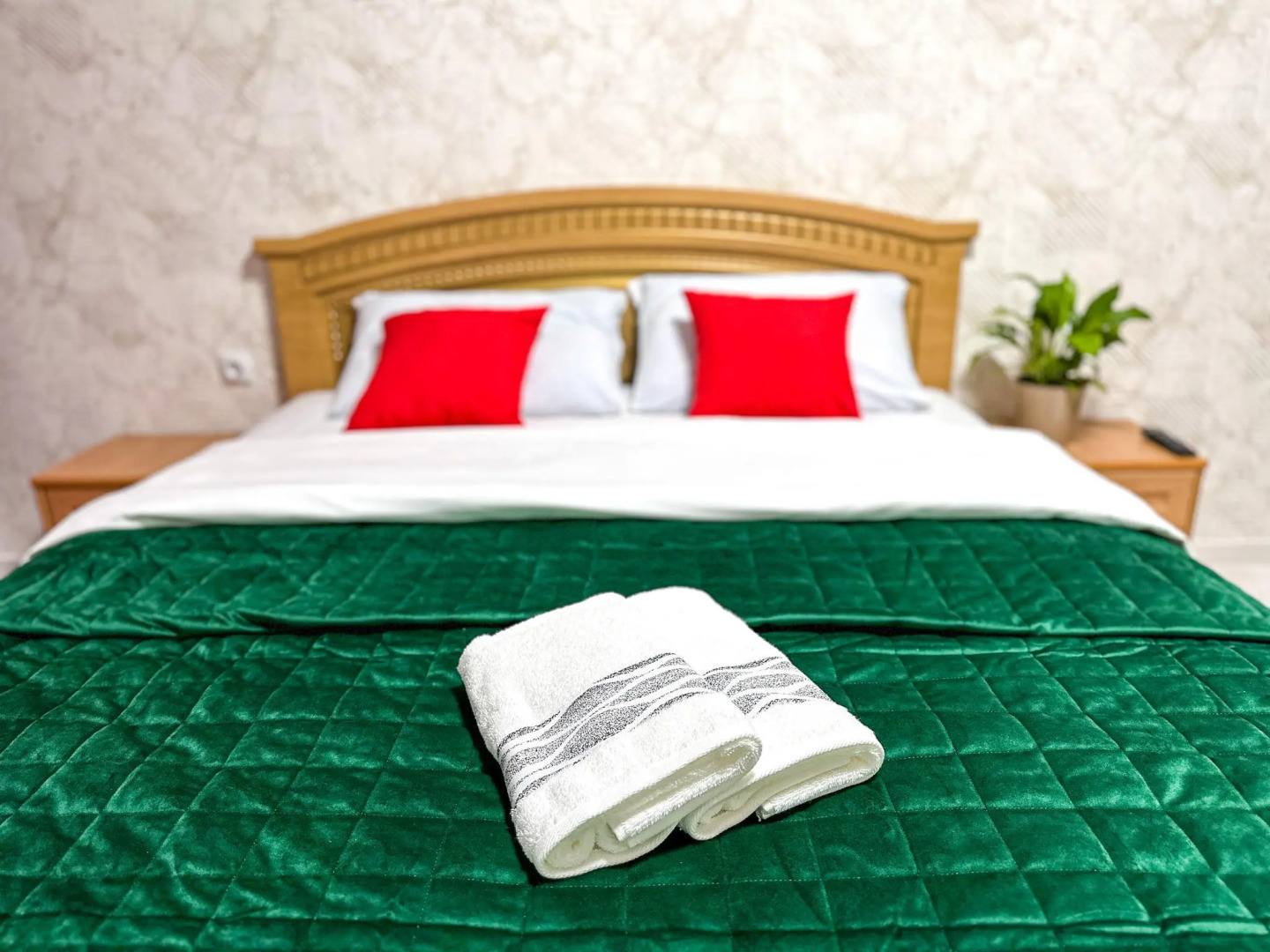 КрымскХоум на улице Маршала Жукова 8