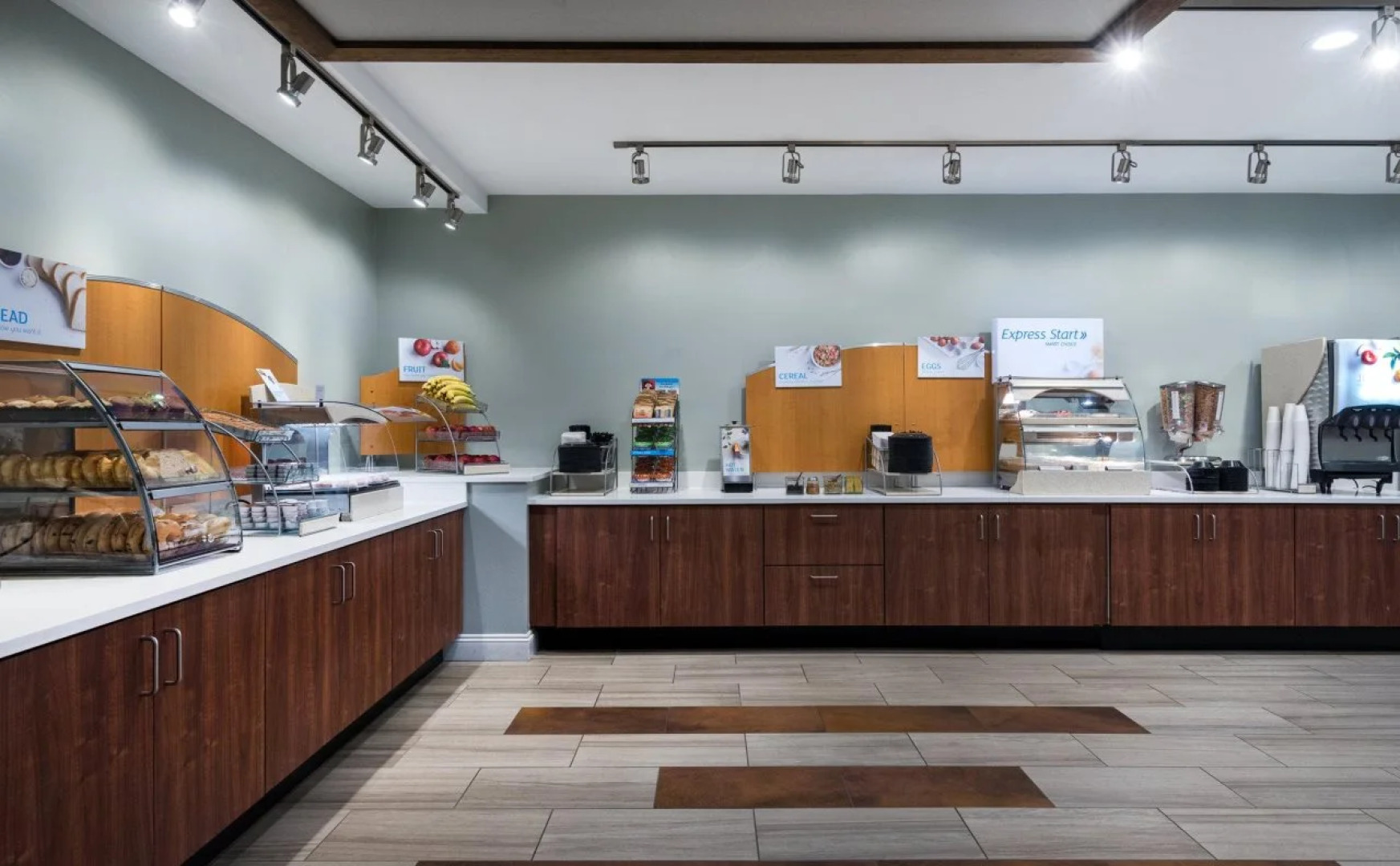 Holiday Inn Express & Suites Florence I-95 & I-20 Civic Ctr by IHG