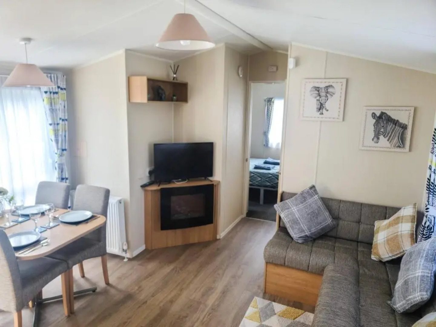 Dog Friendly 6 Berth Static Caravan Newquay