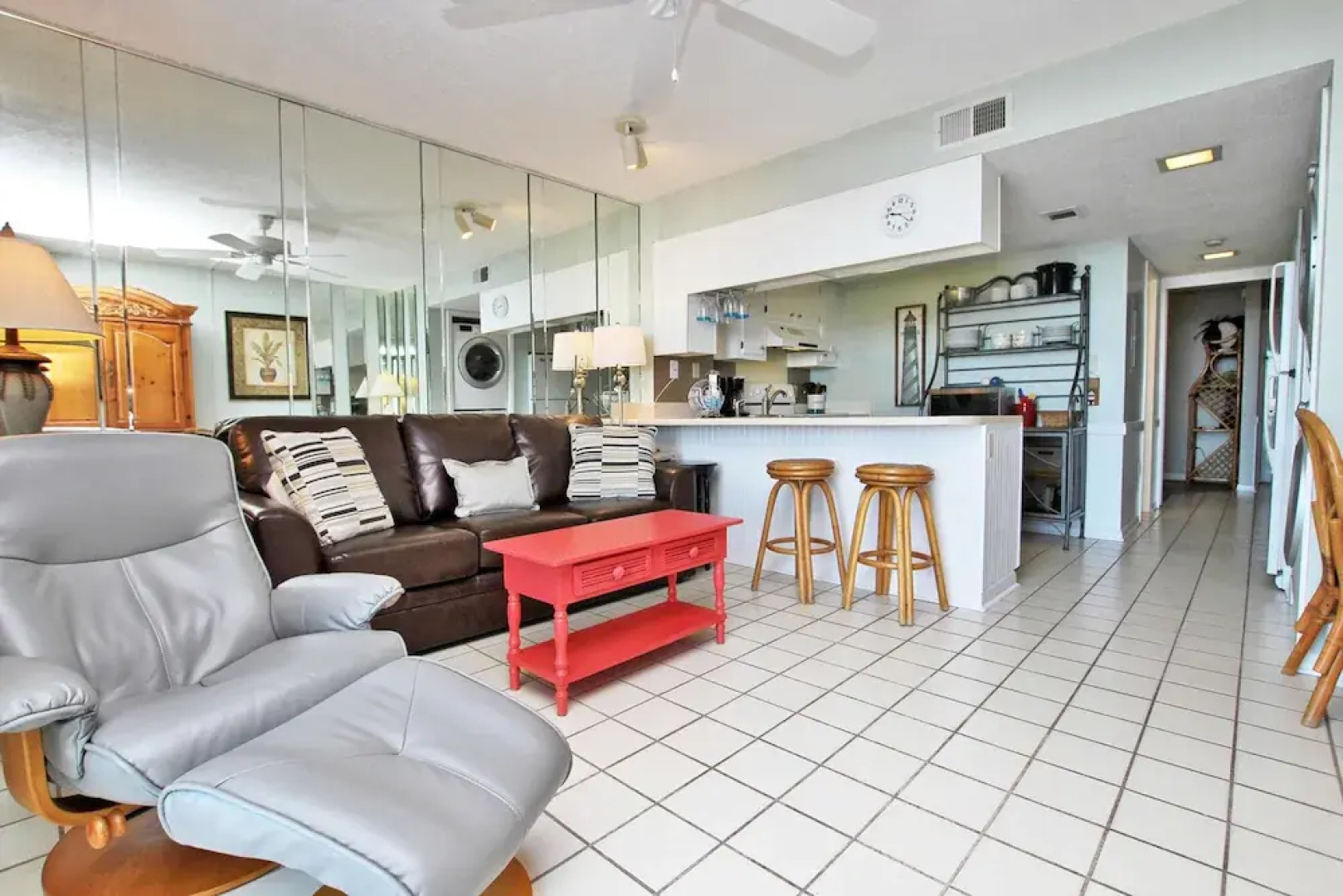 Crystal Tower By Youngs Sun Coast