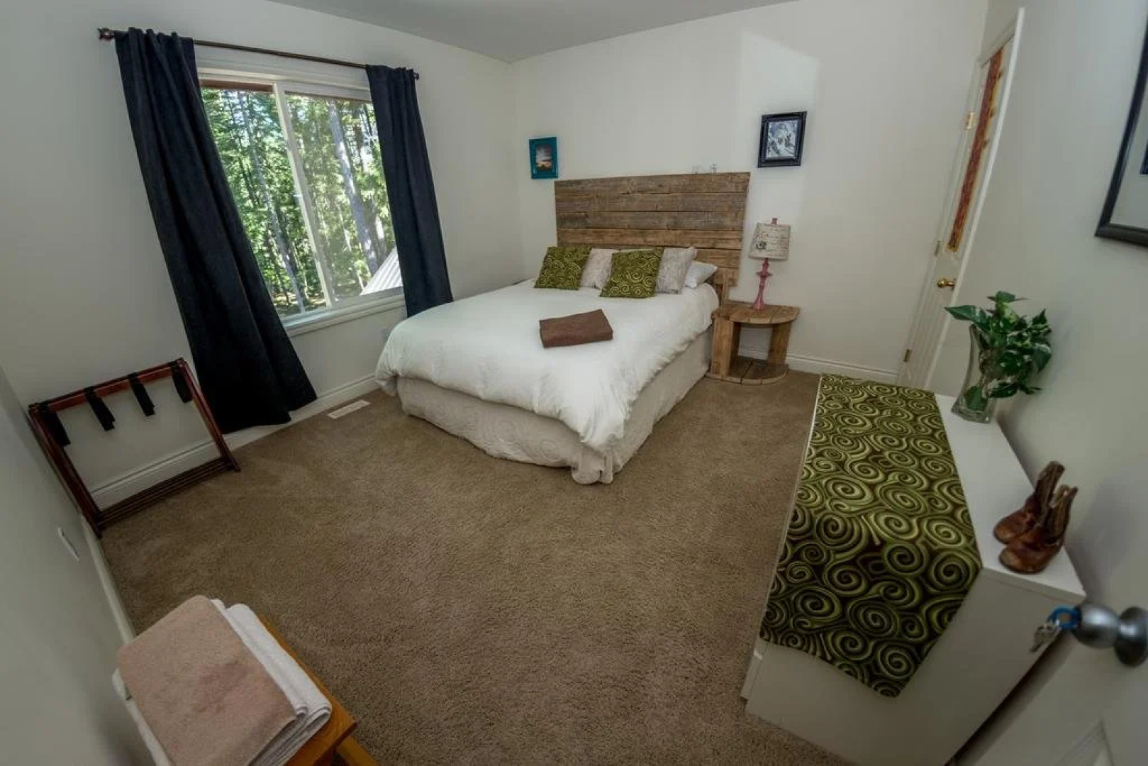 The Cabin at Sweetwater Lane Farm