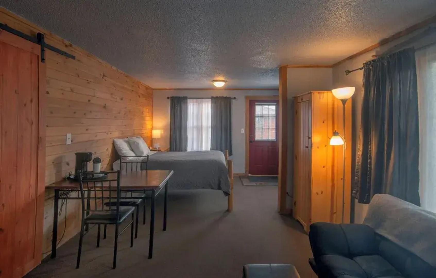 Rustic Inn