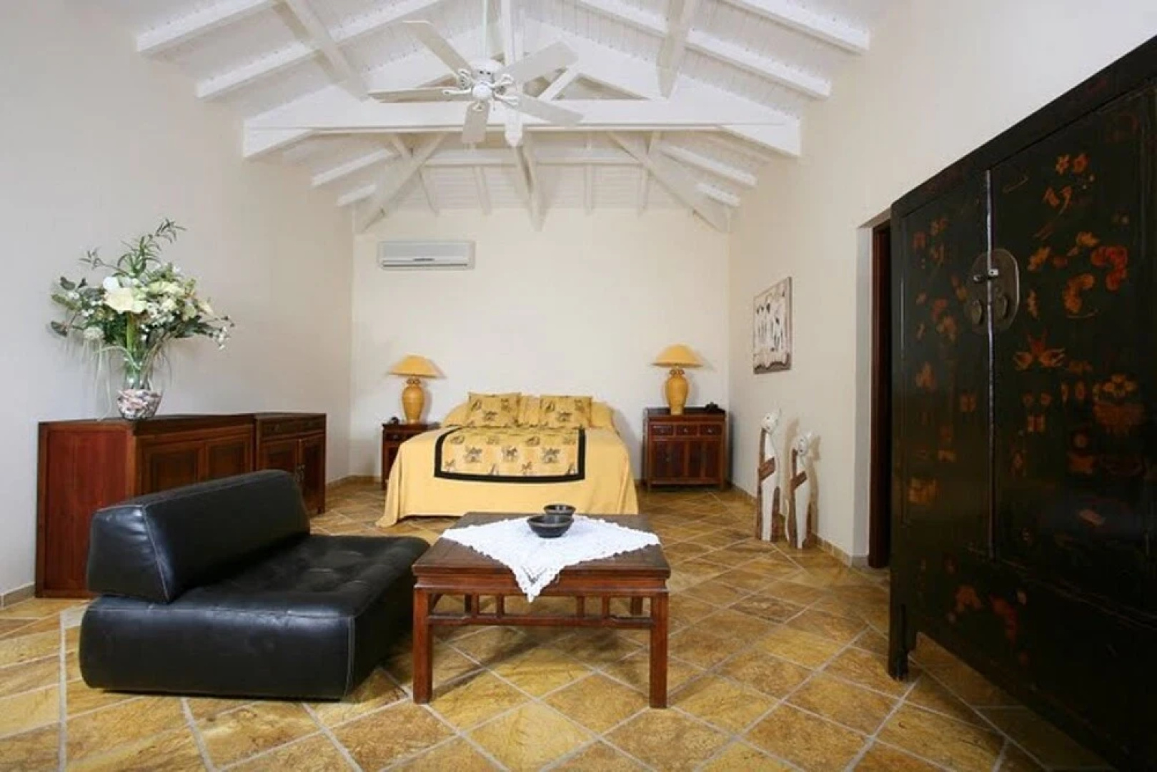 Villa With 5 Bedrooms in Saint Martin, With Wonderful sea View, Privat