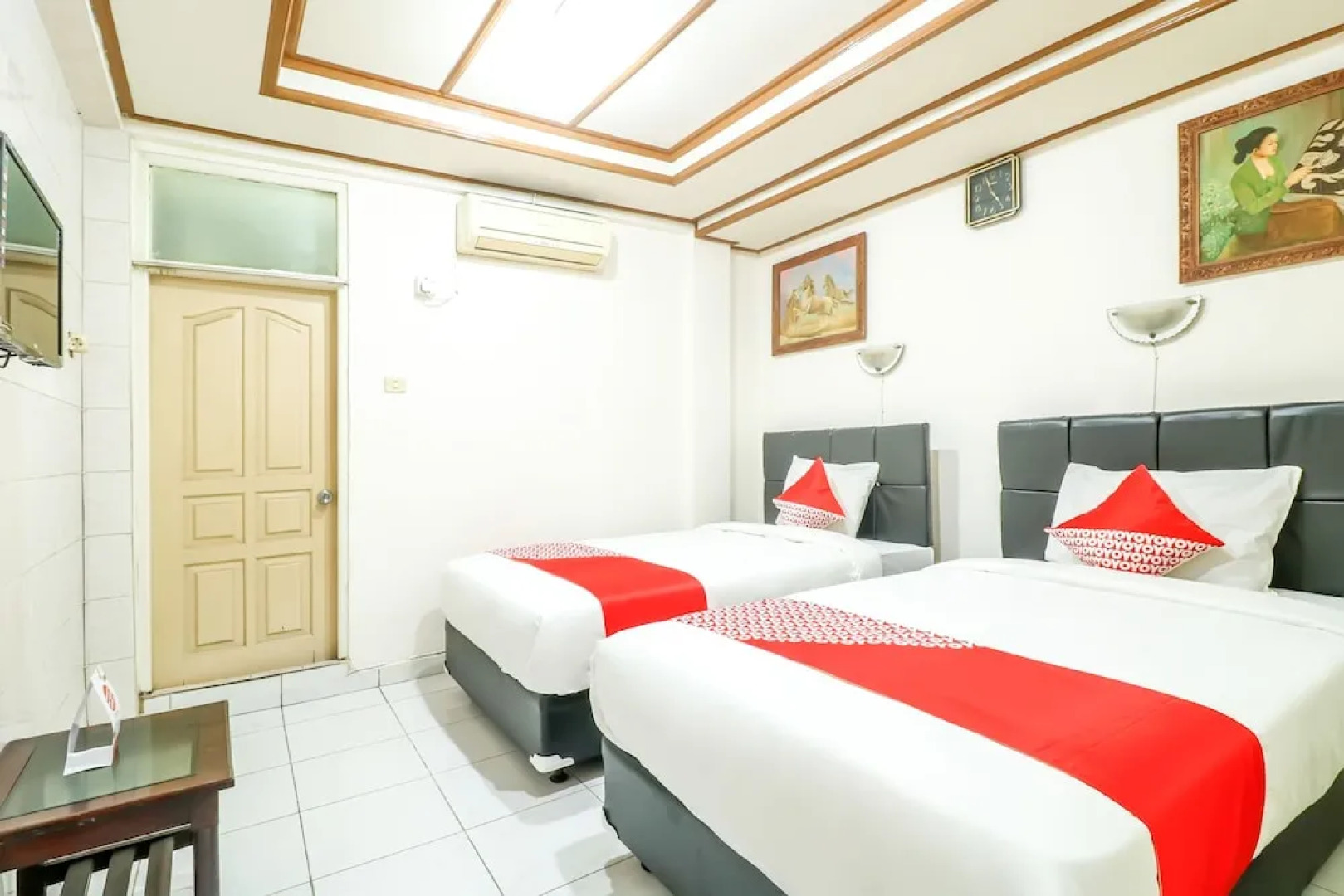 RedDoorz @ Teuku Umar