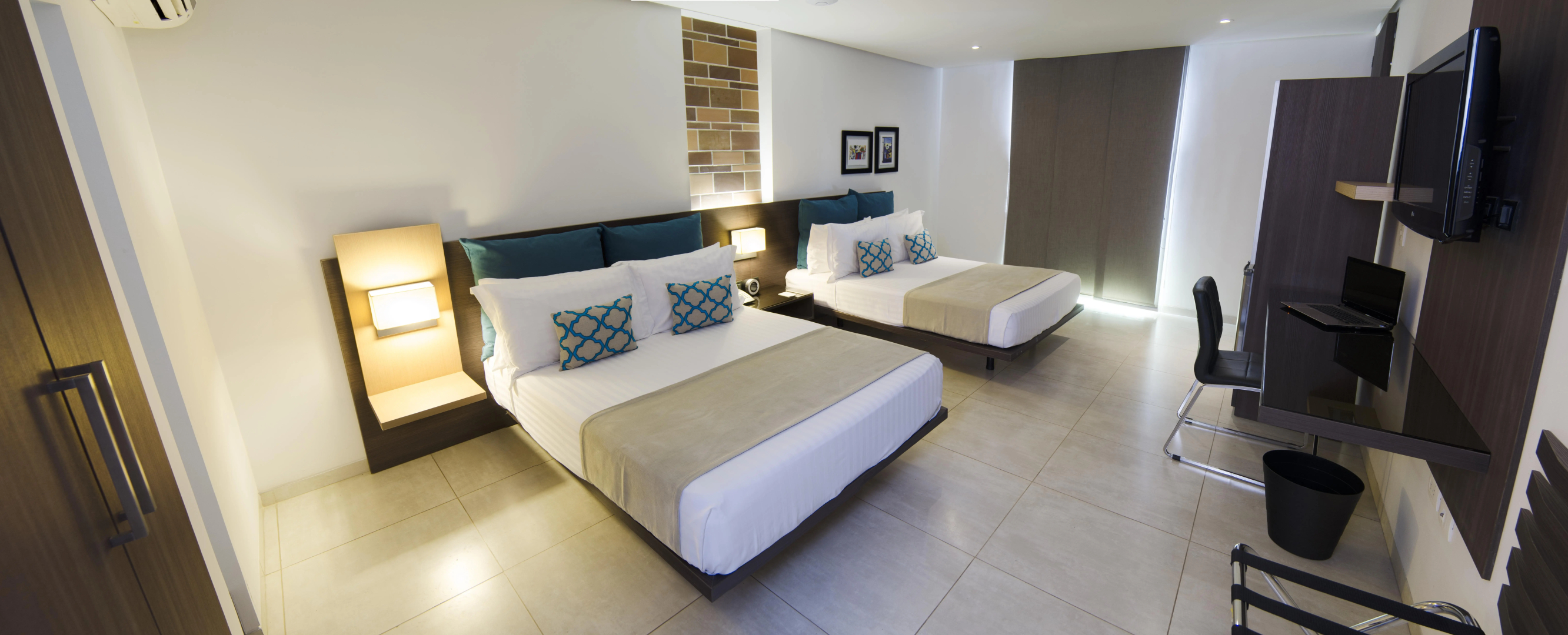 Hotel Casa Blanca