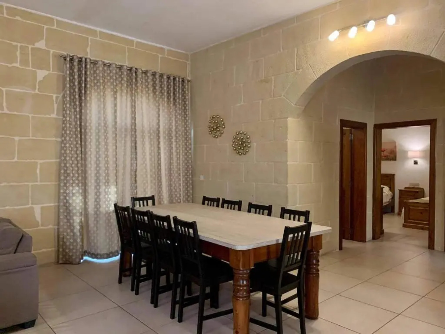 Hofra Farmhouse - 5 bedroom farmhouse with private pool available