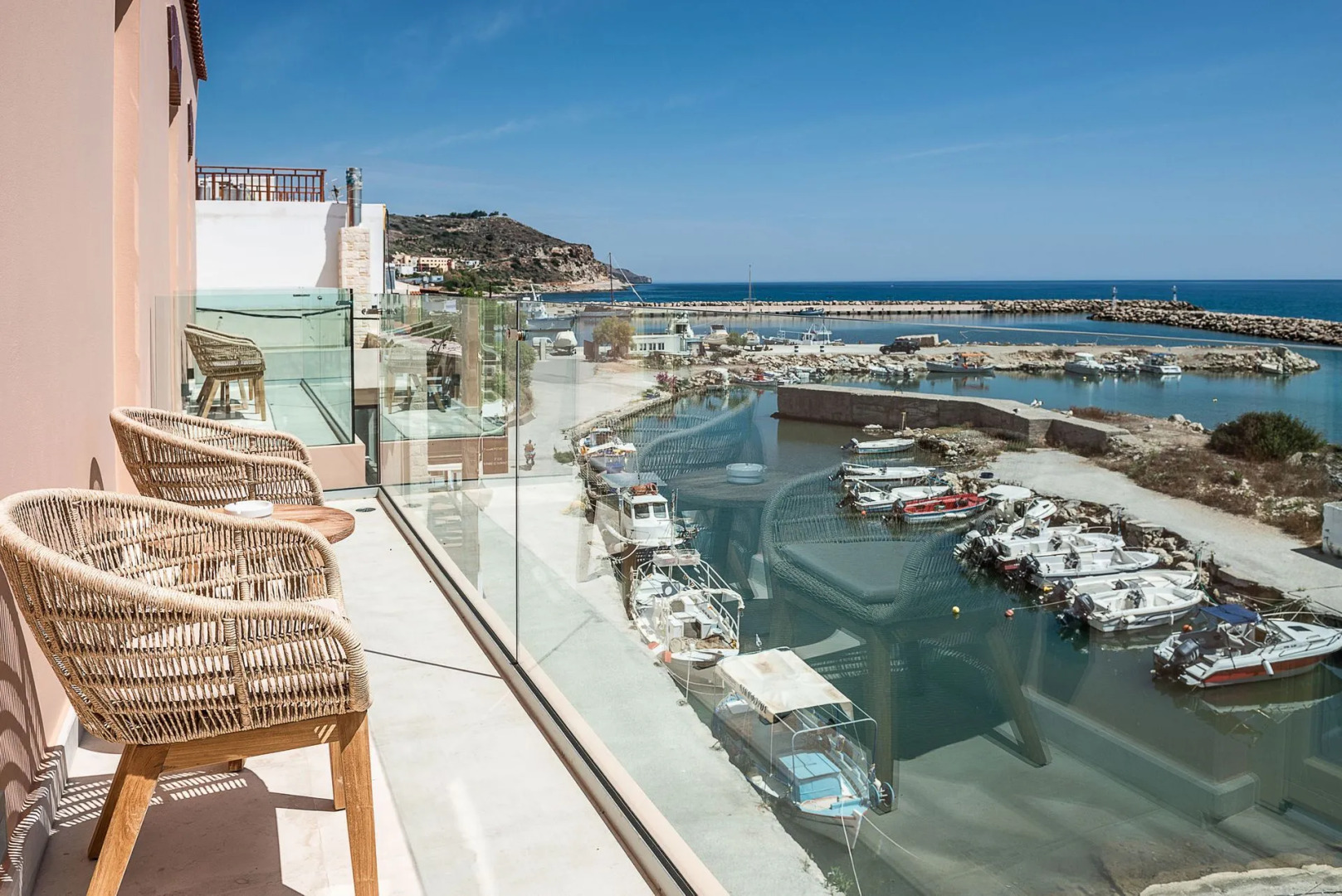 Avra Apartments Kolymbari Harbour