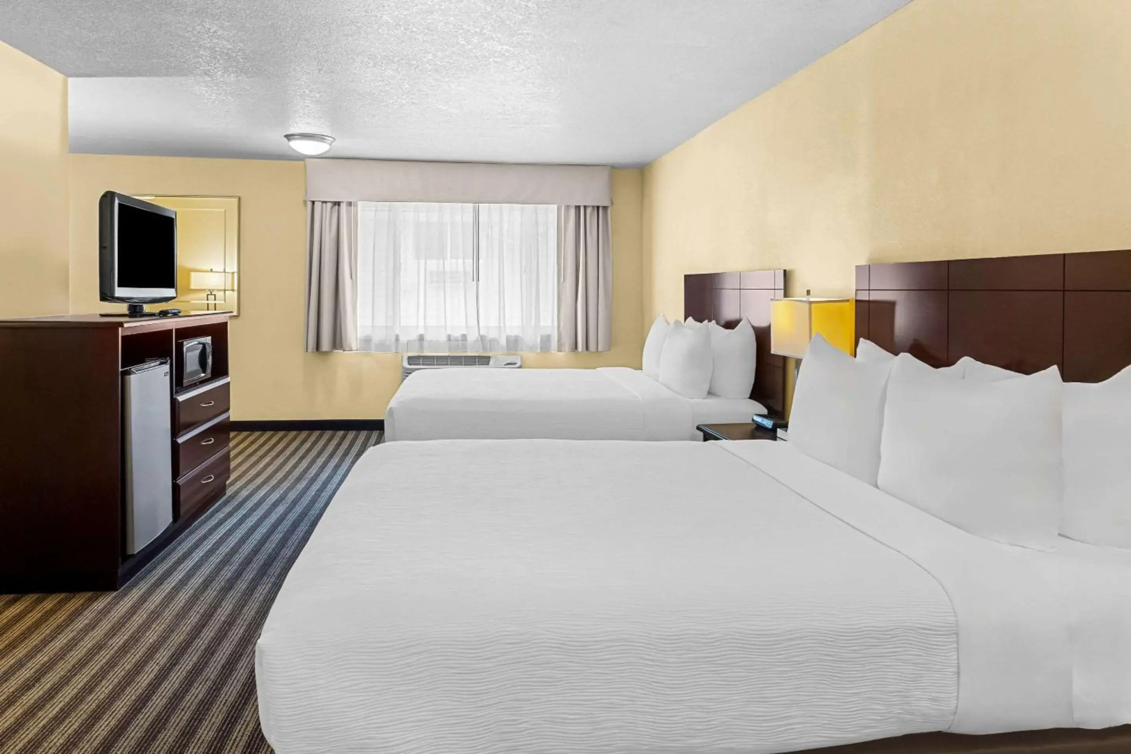 Quality Inn & Suites Vancouver - Hazel Dell