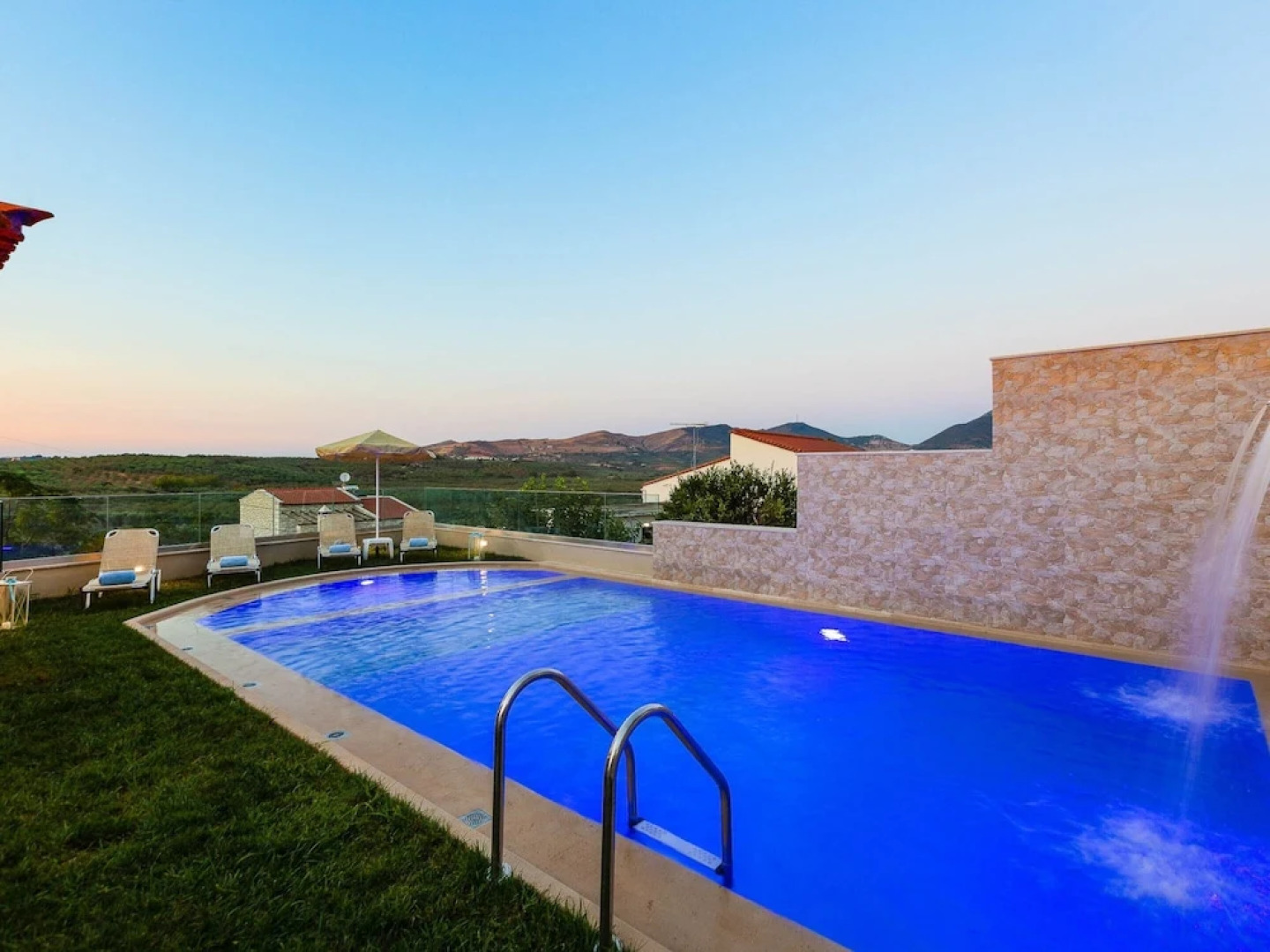 Villas in Crete With Private Pool & Beaches