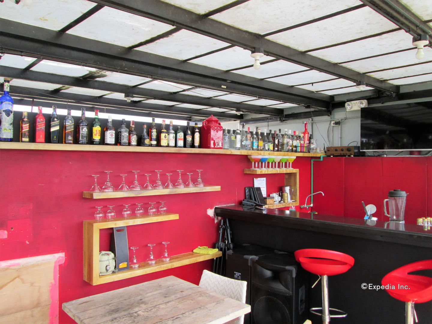 Upperhouse Hotel Formerly Pacifico Boutique by Hiverooms