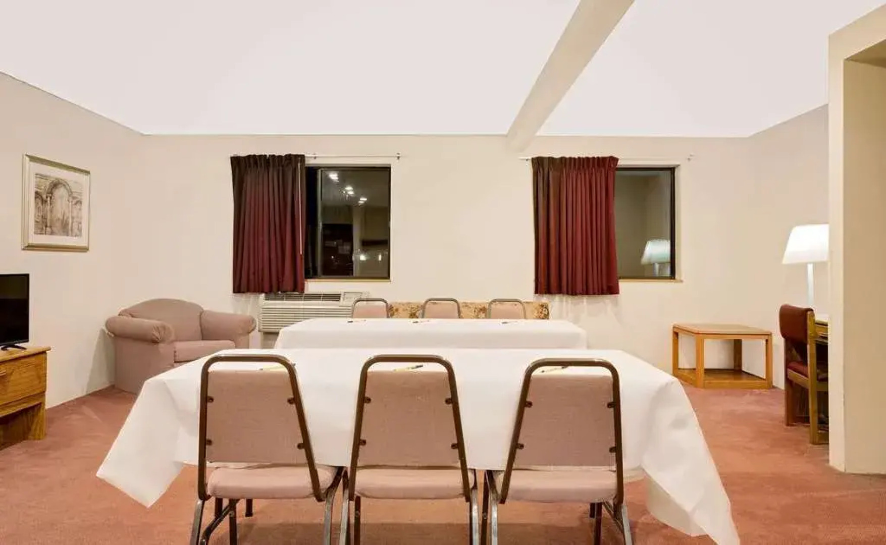 Super 8 Long Prairie