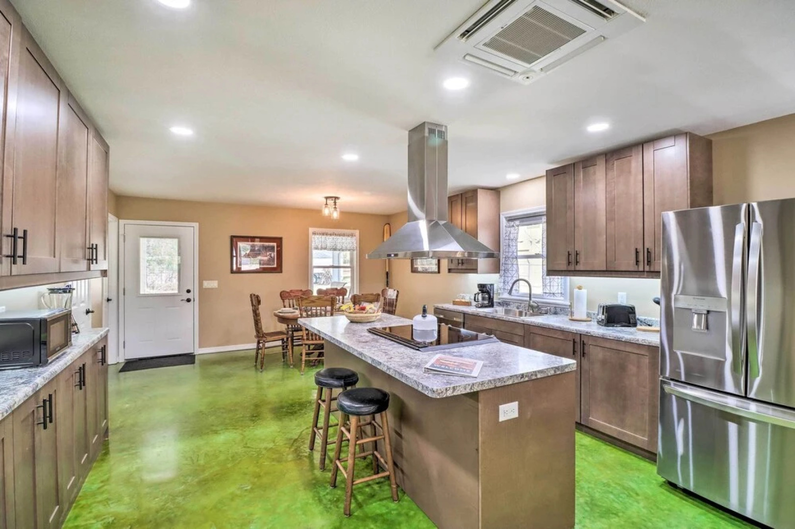 Brand New Cotter Home, Walk to Trout Fishing!