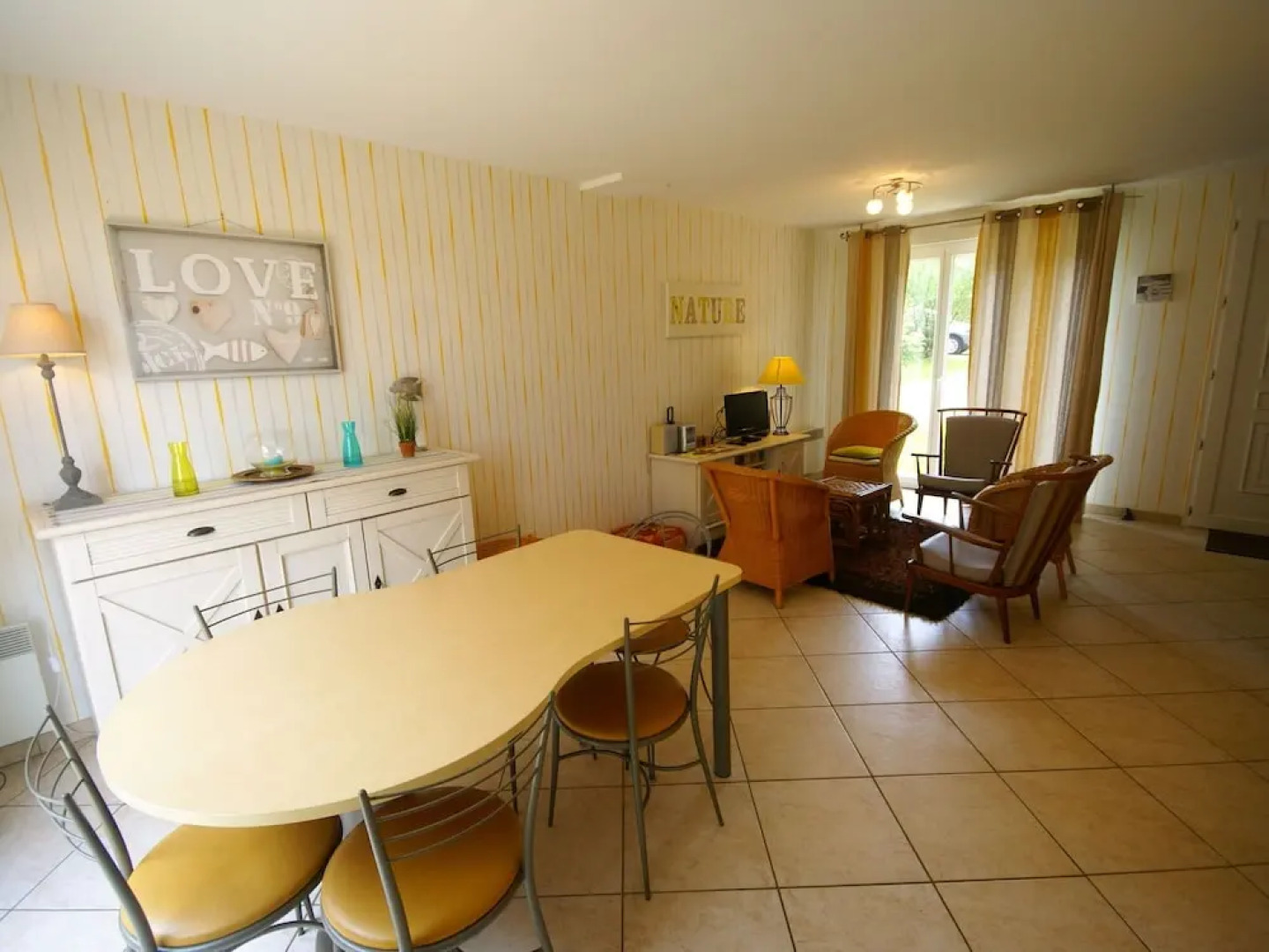 Comfortable Modern Villa Situated Near the sea