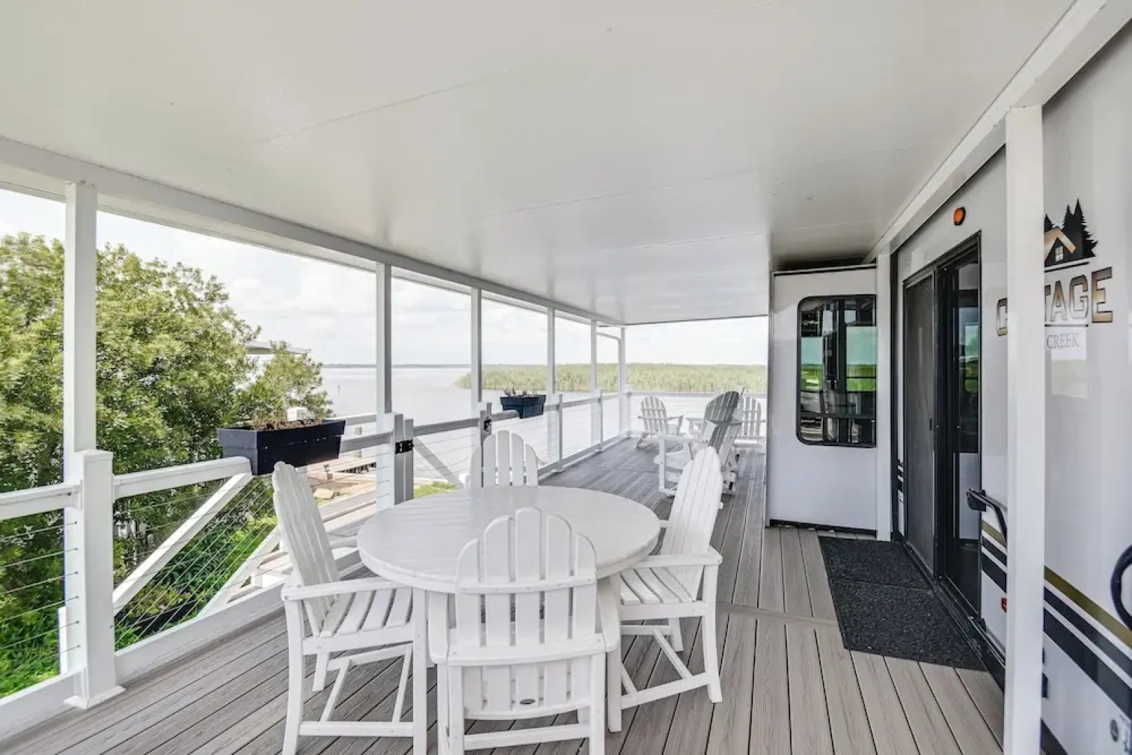 Pools, Boat Ramp & More: Cottage in Virginia Beach