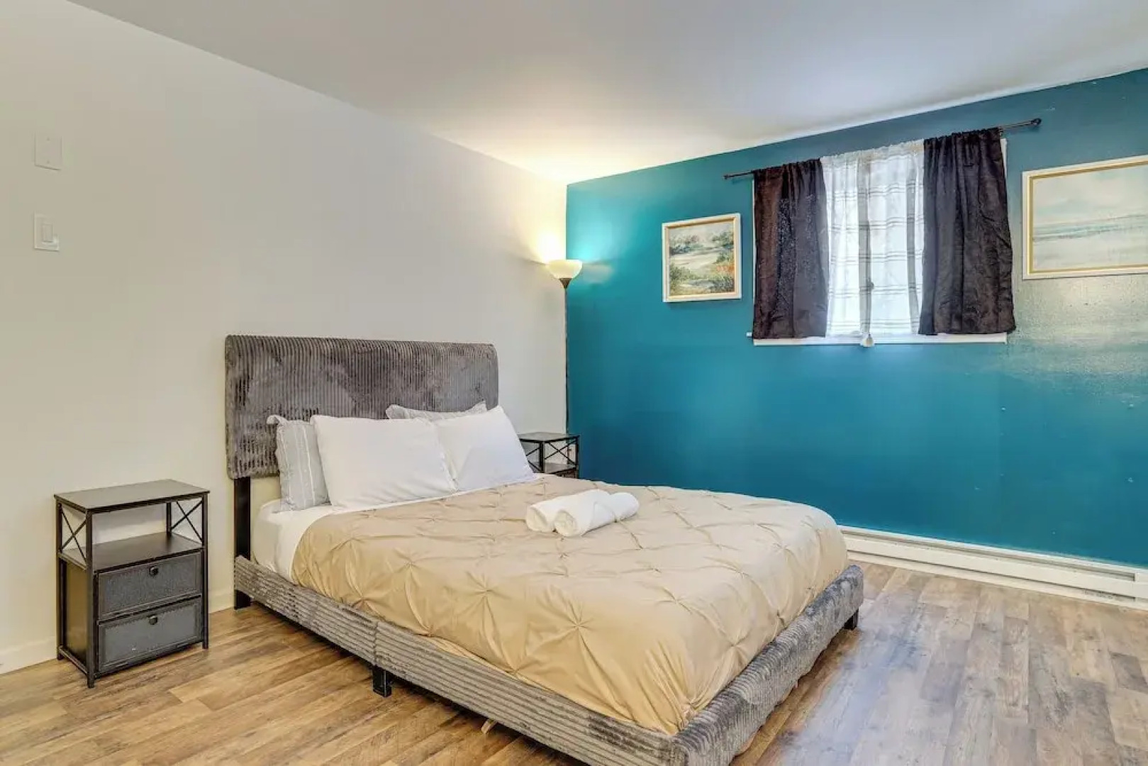 Theater, Game Room & Lake Access: Pocono Retreat