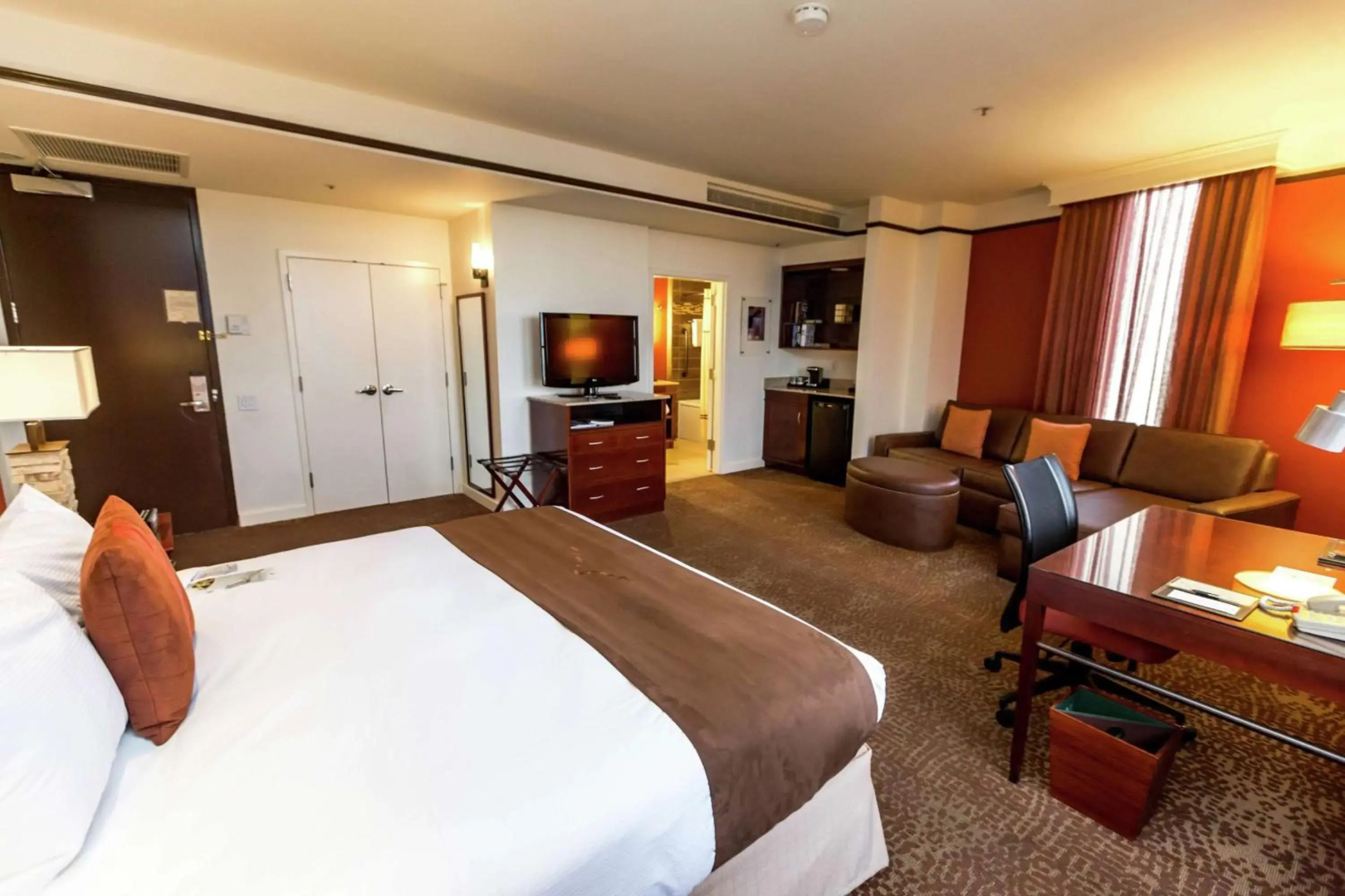 The Emily Morgan San Antonio - a DoubleTree by Hilton