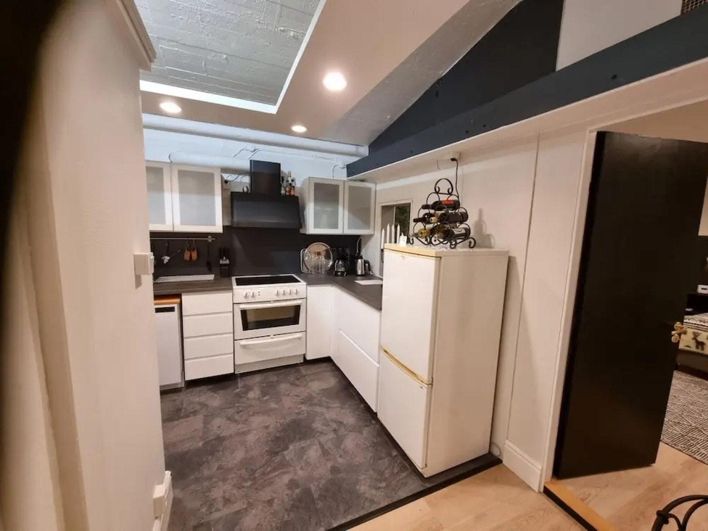 2 Bed Retreat - Sleeps 4 - Pets - Parking - Wifi