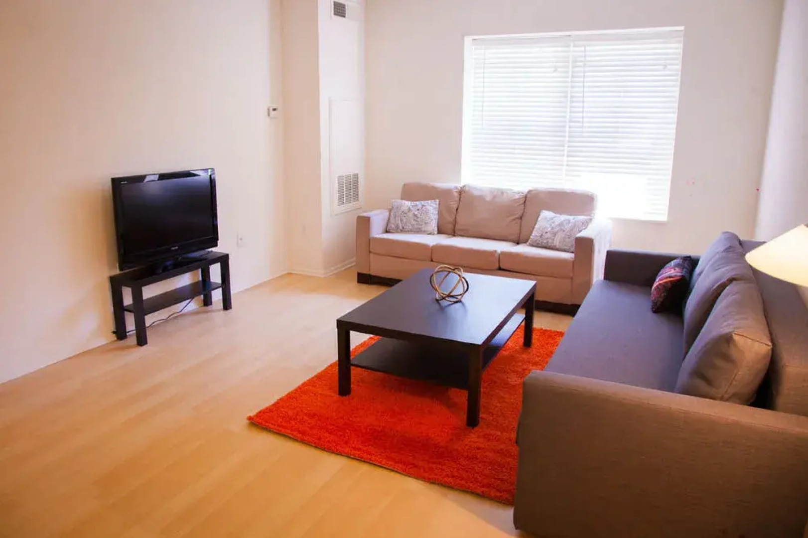 Skyline Luxury Home Suites at Newport
