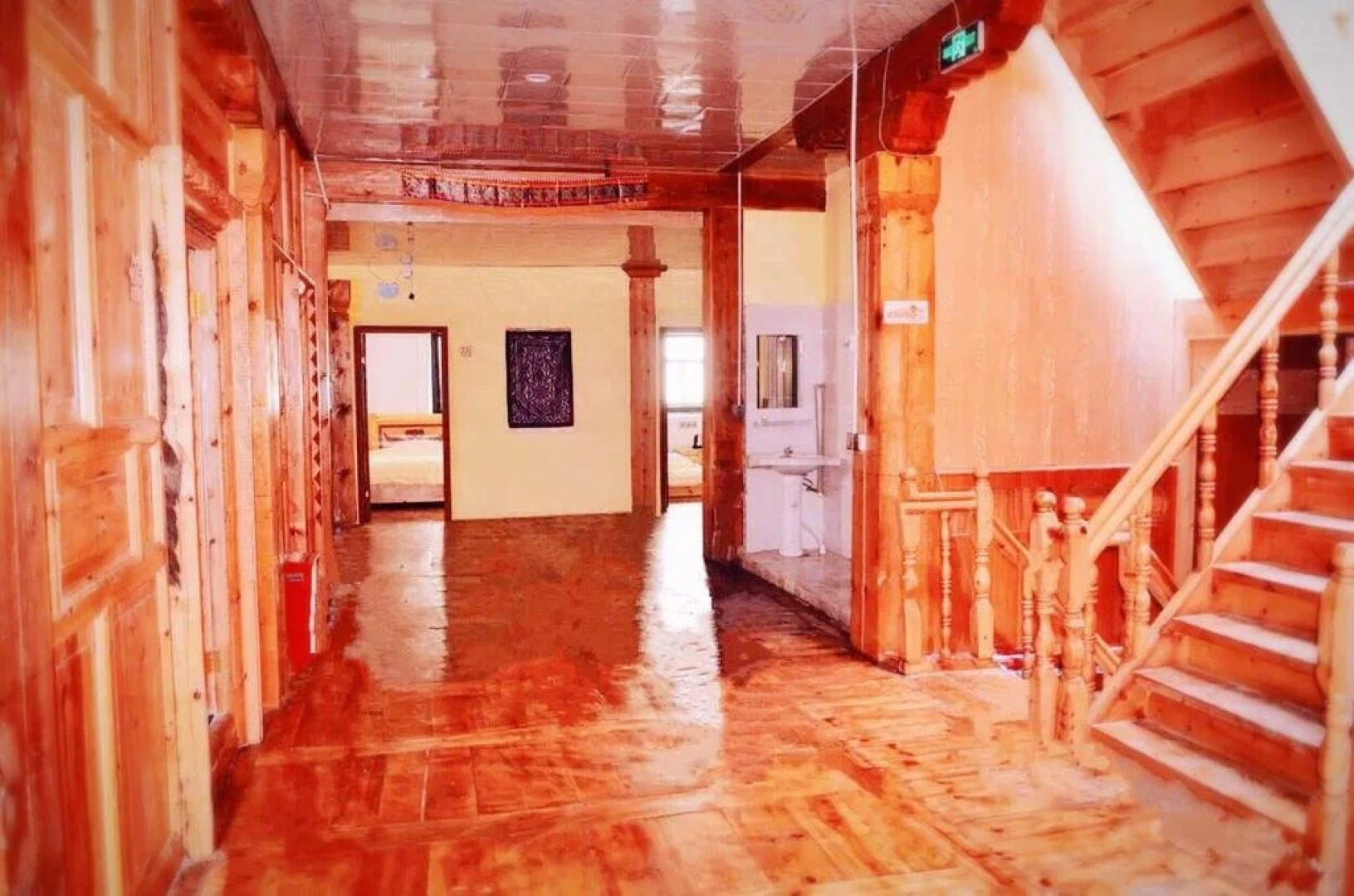 Daocheng Mizang Hostel