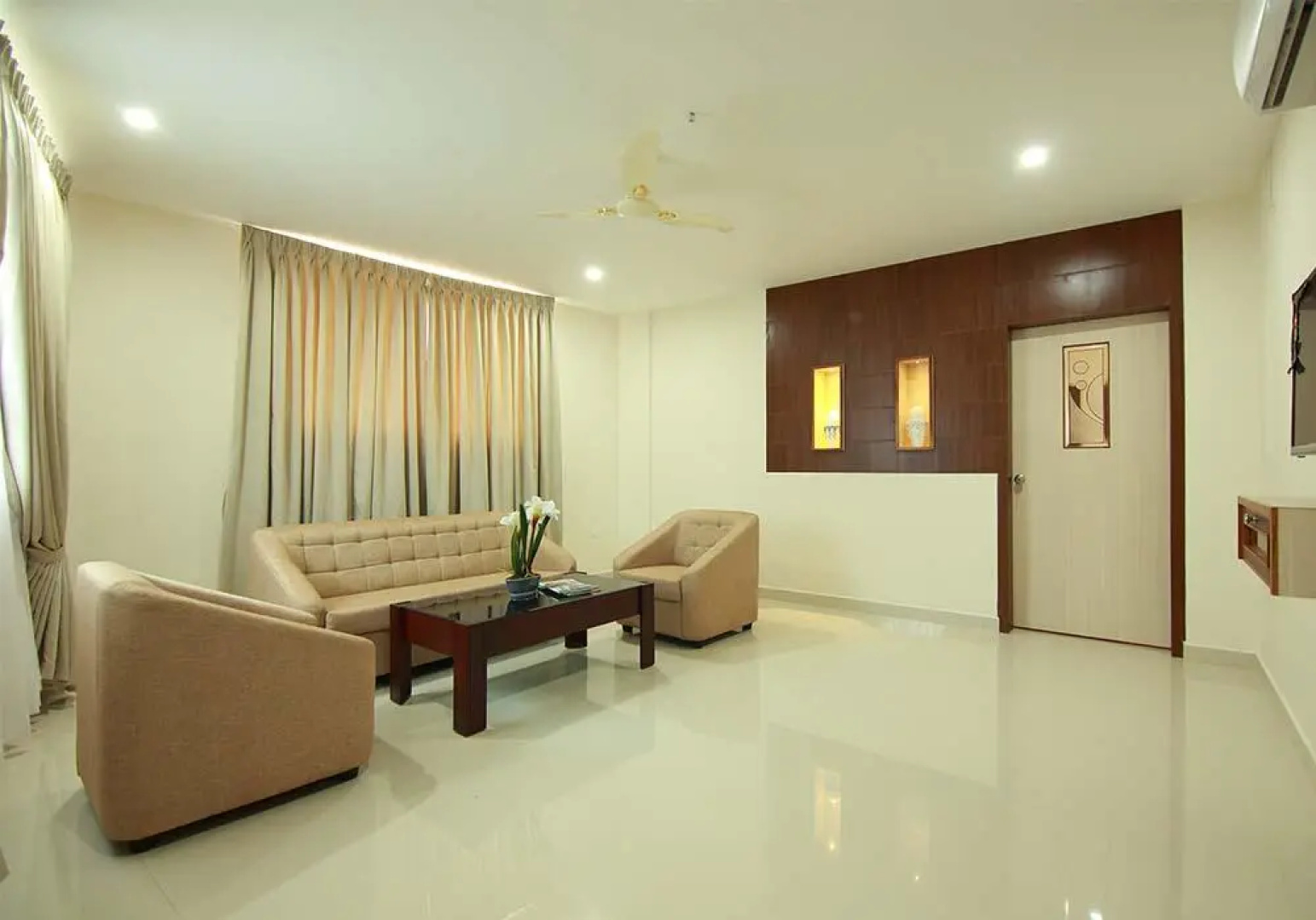 Vazhappilly Residency